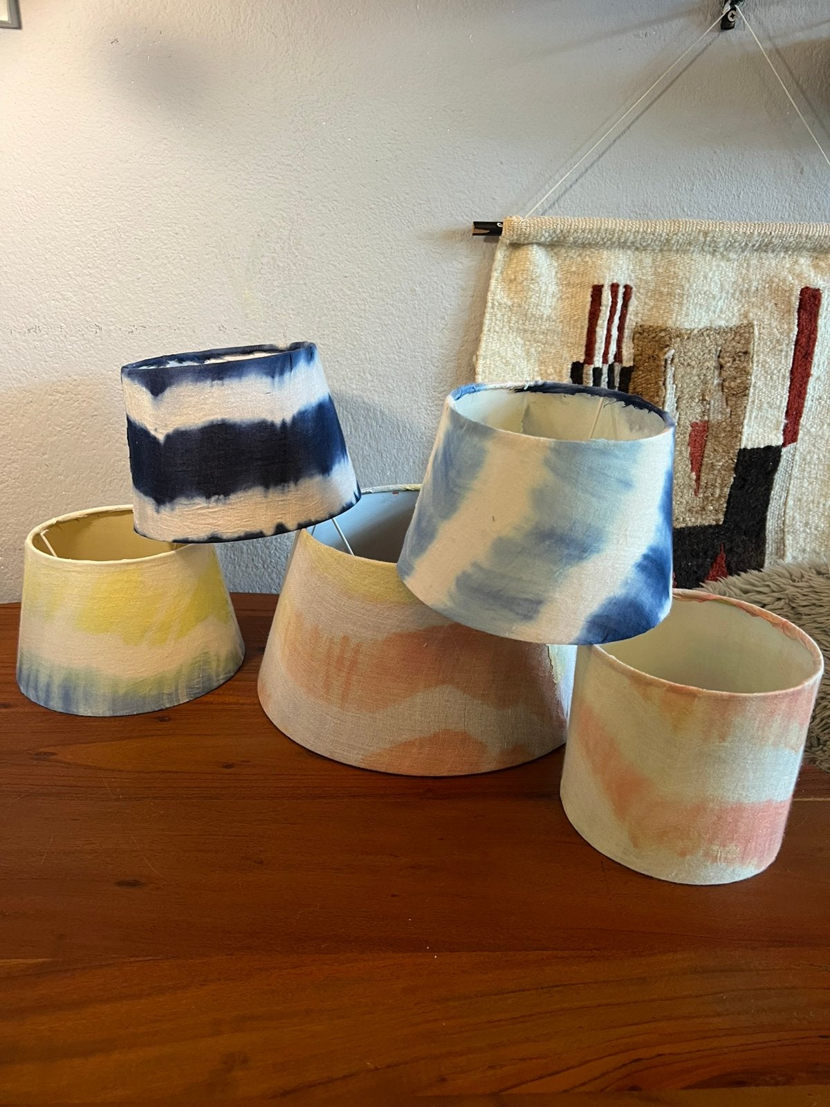 5x Tie dye batik ikat stoffen lampenkappen lampenkap kapjes, Huis en Inrichting, Vintage boho, Rond, Ophalen of Verzenden, Zo goed als nieuw