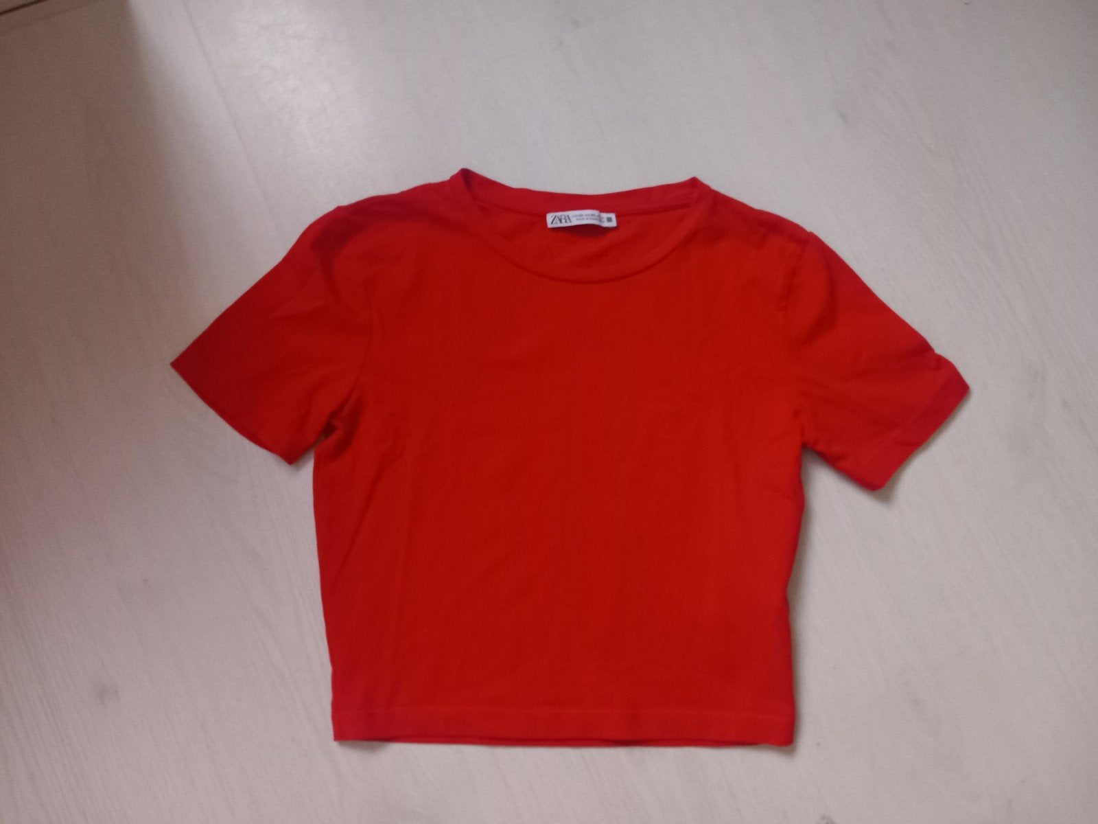 Zara rood crop top T-shirt, maat XS/S, Zara, Ophalen of Verzenden, Zo goed als nieuw, Korte mouw