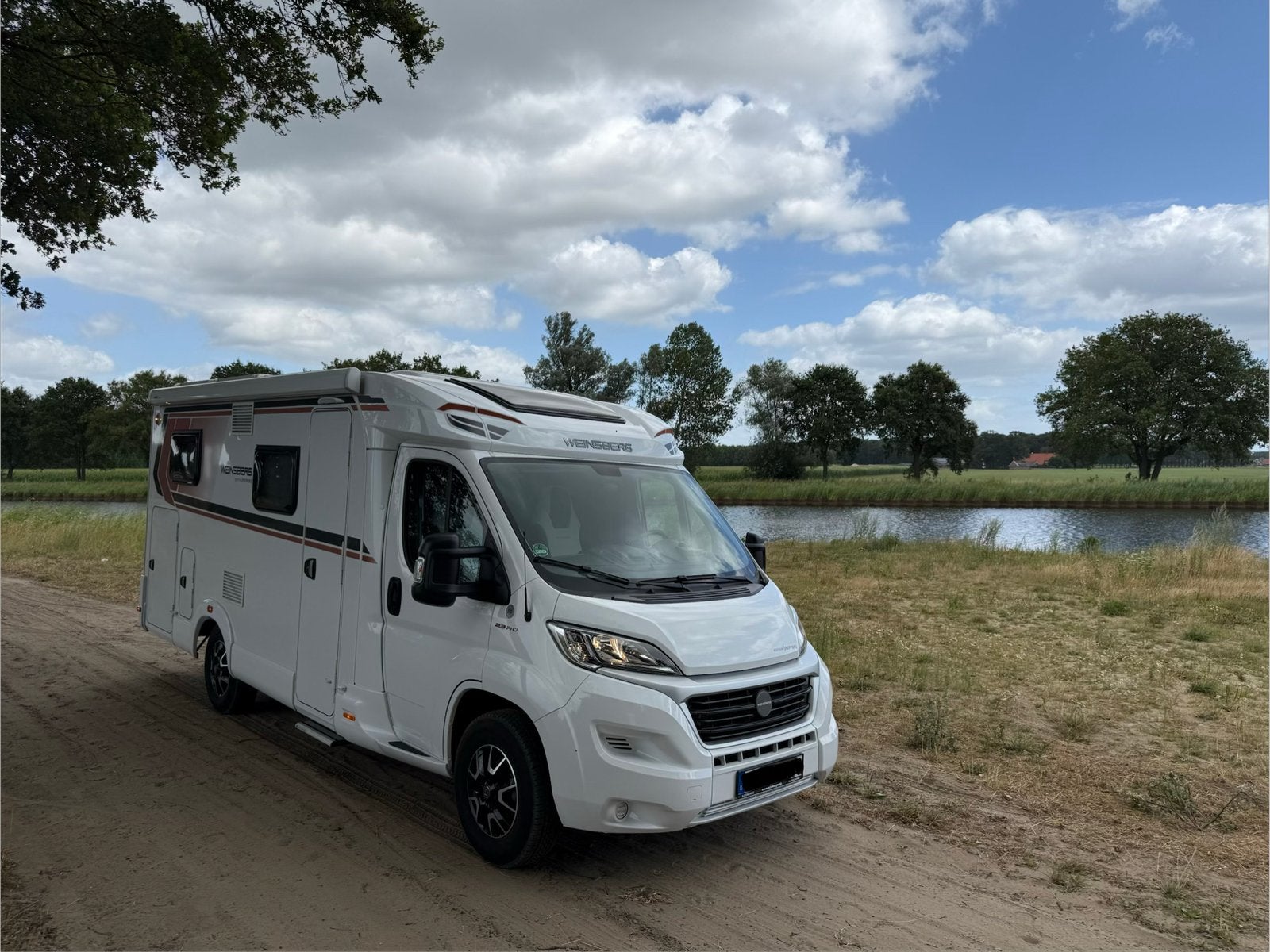Camper Half Integraal Weinsberg Pepper CaraCompact MEG 600, Caravans en Kamperen, Campers, Weinsberg, Ringverwarming, Fiat, 6 tot 7 meter