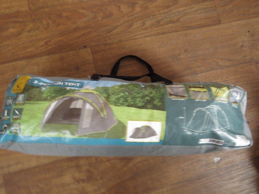 froyak 3 p. = 2 p. koepeltent  o.a. te koop bij action , Ophalen of Verzenden, Gebruikt, Tot en met 2