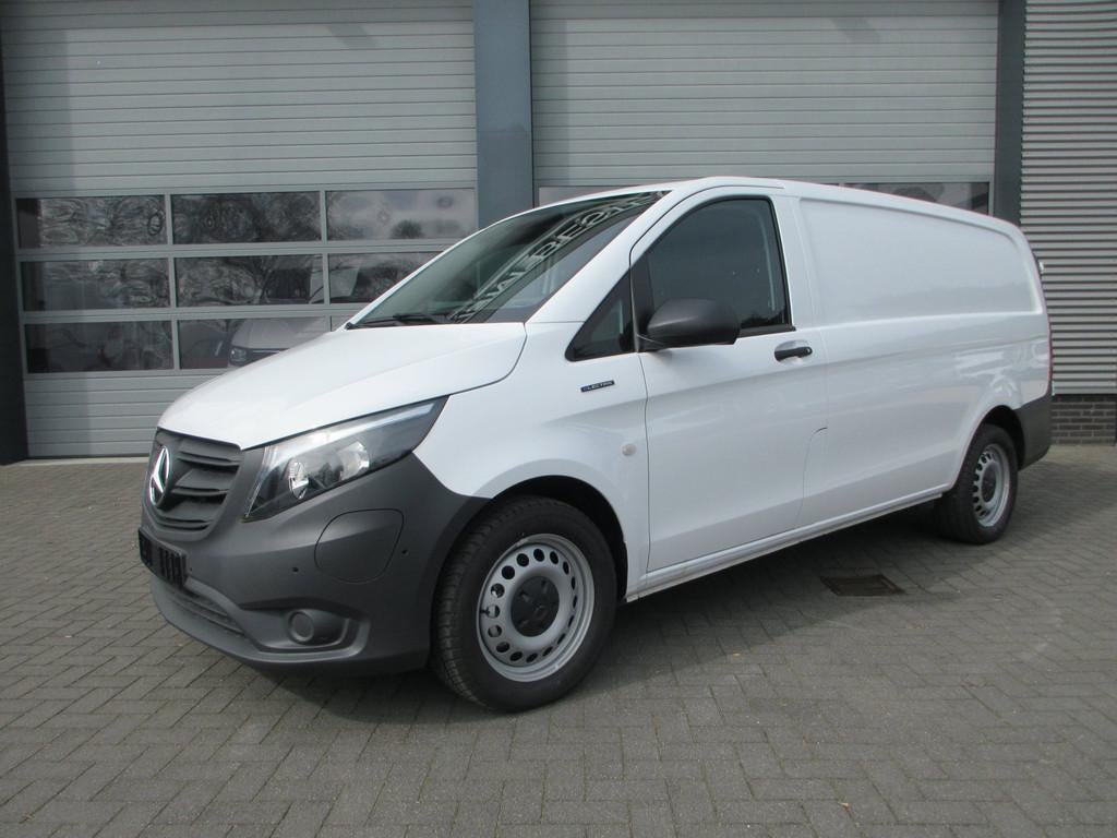 Mercedes-Benz Vito E vito 112 L2 66 kWh snelladen SoH 97,5 %, Auto's, Bestelauto's, Bedrijf, Te koop, Achteruitrijcamera, Airconditioning