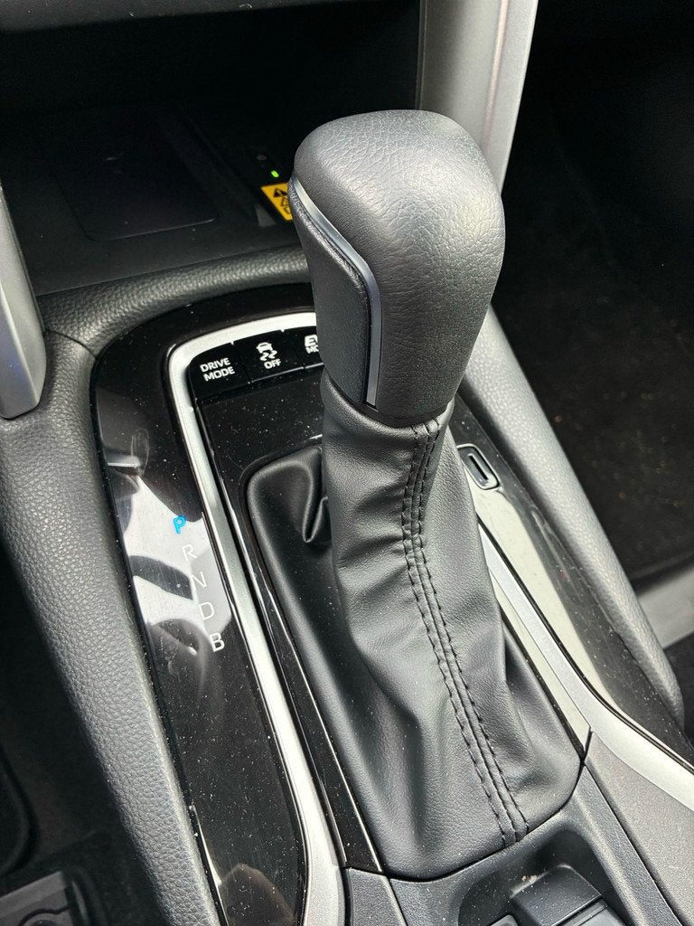 Toyota Corolla Cross Hybrid 140 Style AUTOMAAT | CAMERA | AP, Auto's, Toyota, 12 maanden, Stof, Gebruikt, 4 cilinders