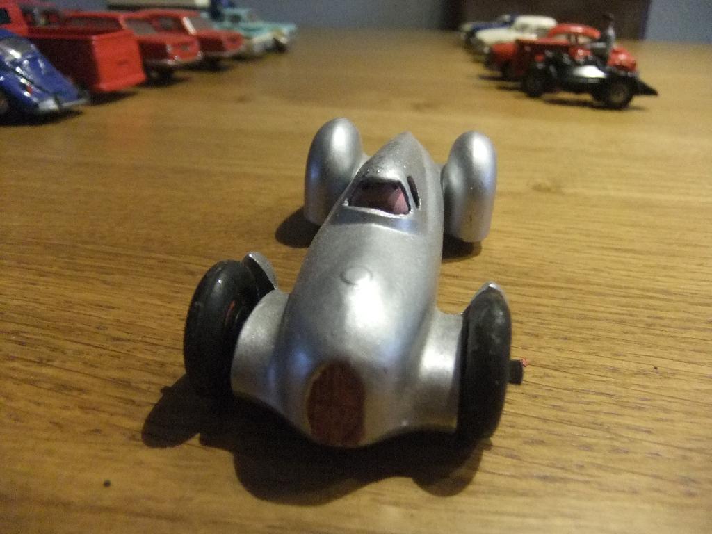 dinky auto union super car, Hobby en Vrije tijd, Modelauto's | 1:43, Ophalen of Verzenden, Gebruikt, Auto, Dinky Toys