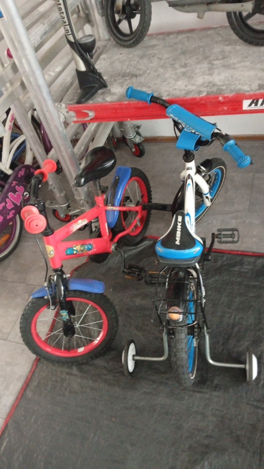 Kinderen fietsen, Ophalen of Verzenden