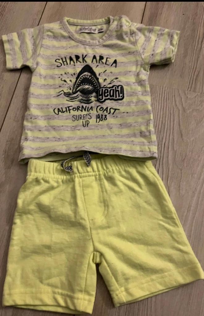 Dirkje Zomersetje: T-shirt en Korte Broek (Maat 62), Kinderen en Baby's, Ophalen of Verzenden, Zo goed als nieuw, Jongetje, Setje