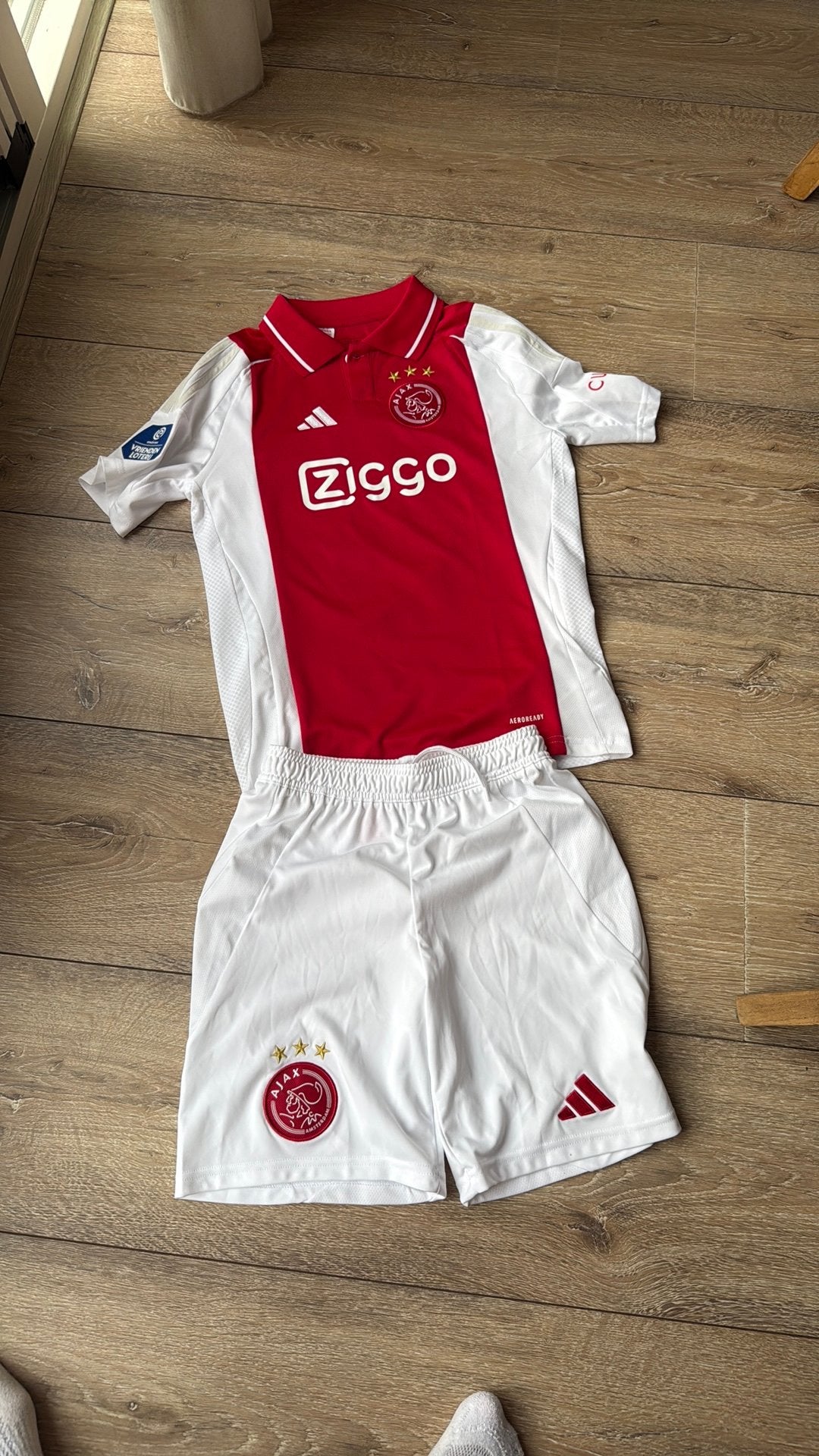Ajax tenue Henderson maat L kids 158. 13/14 jaar, Ophalen of Verzenden, Zo goed als nieuw, Jongen of Meisje, Sport- of Zwemkleding