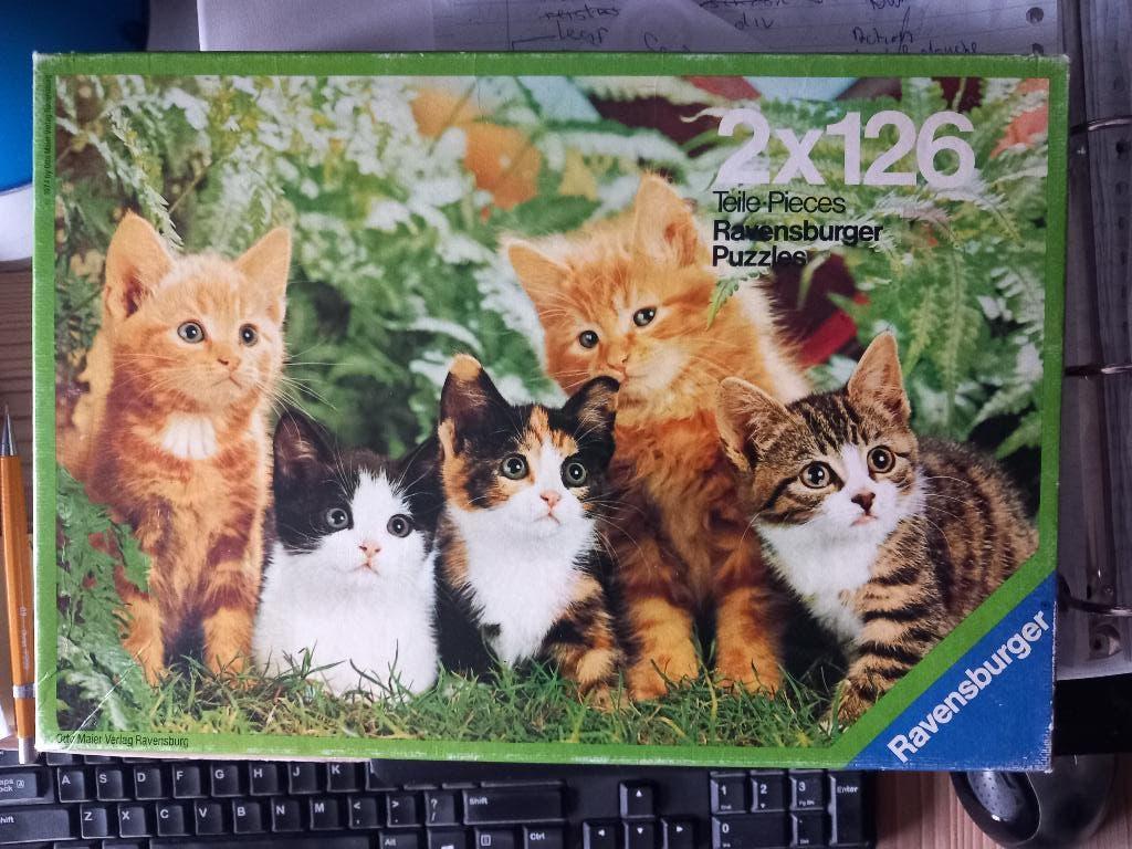 Legpuzzel hond/kat 2x 126 stukjes, Ophalen of Verzenden, Minder dan 500 stukjes, Gebruikt, Legpuzzel