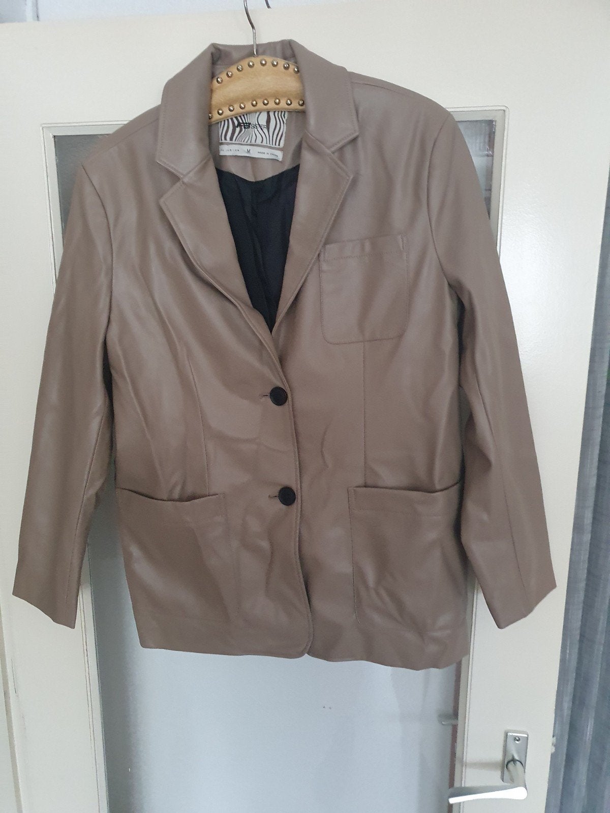 Damesjas, Maat 38/40 (M), Beige, Nieuw, Ophalen of Verzenden