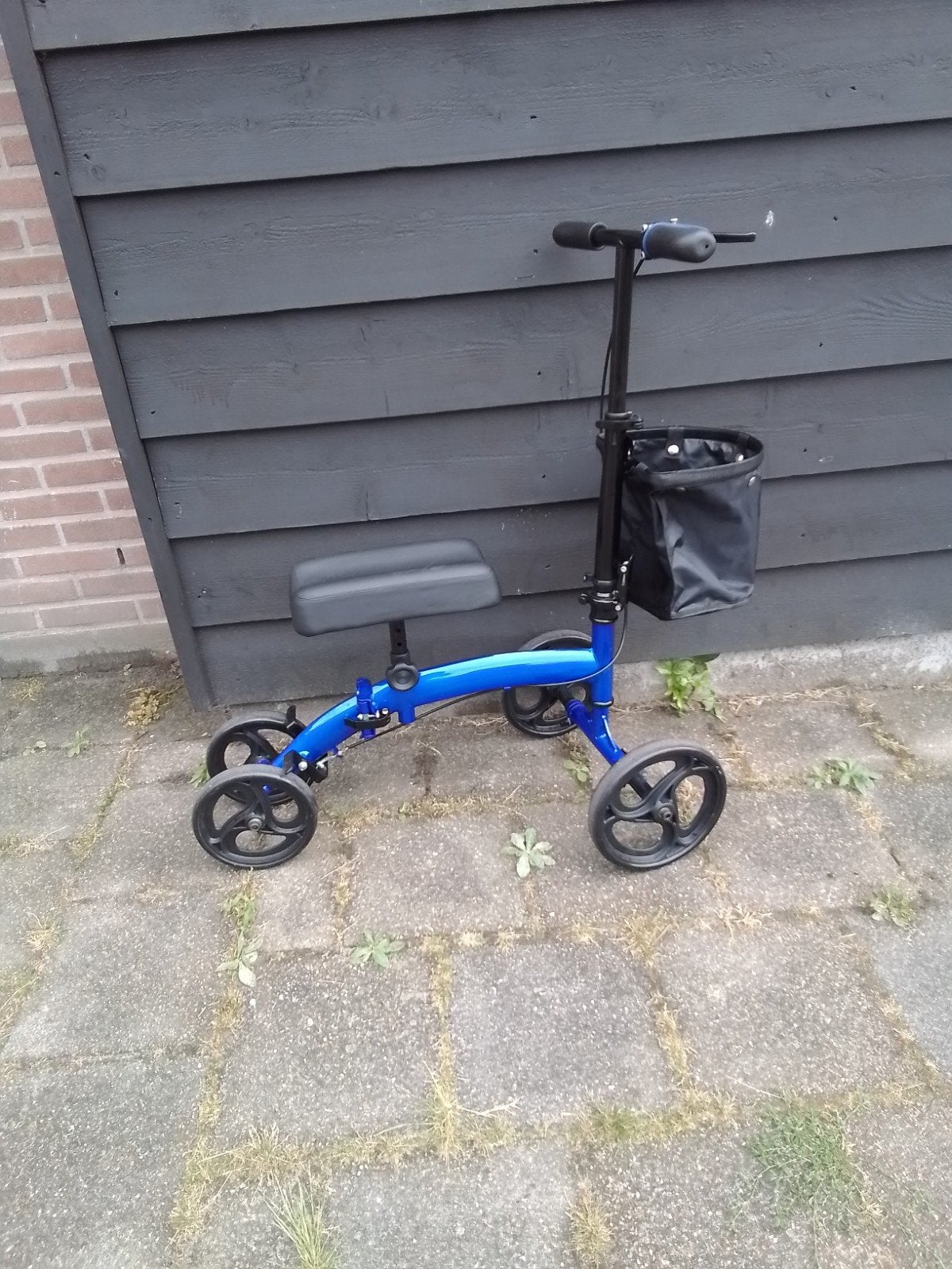 kniestep Opvouwbaar, Ophalen of Verzenden, Zo goed als nieuw, Duwrolstoel