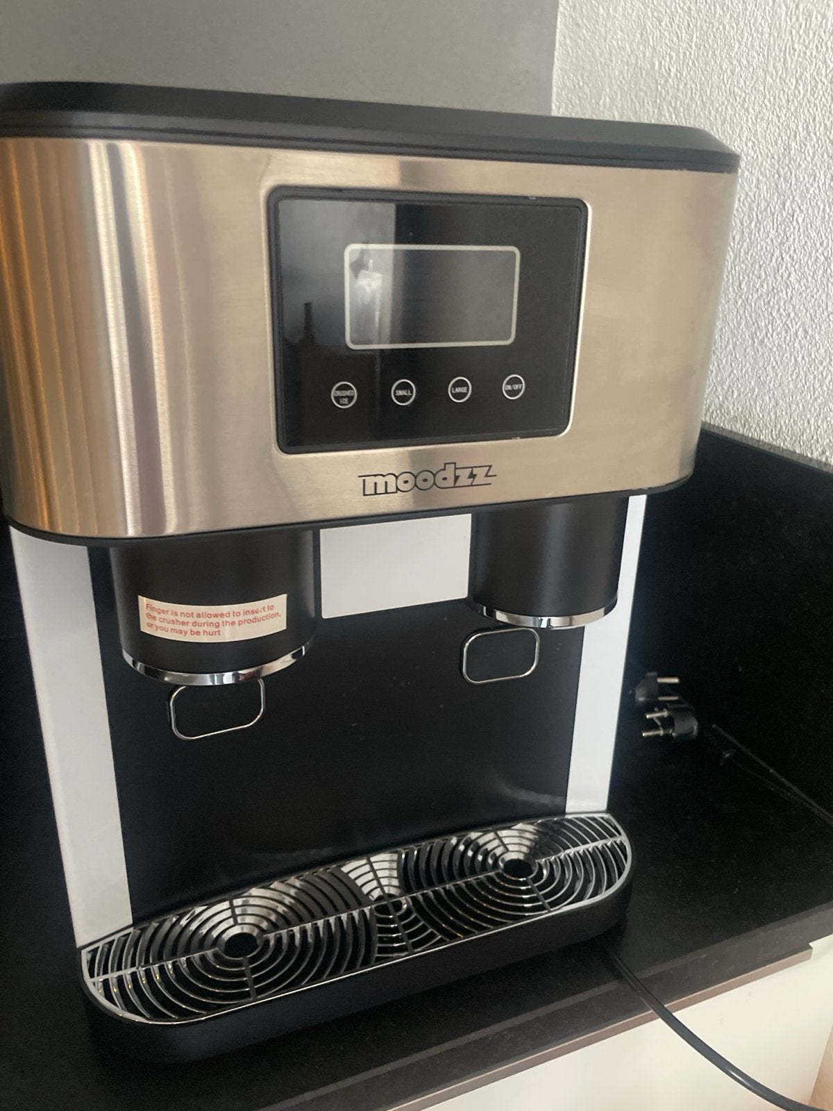 IJsblokjesmachine Moodzz met koud water en crushed ice funct, Ophalen, Nieuw