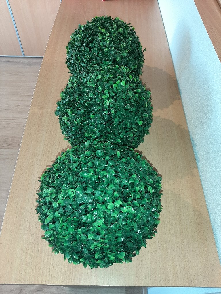 3 nieuwe buxus kunstplanten doorsnede 75 cm en 25 cm. hoog, Groen, Nieuw, Ophalen of Verzenden, Kunststof