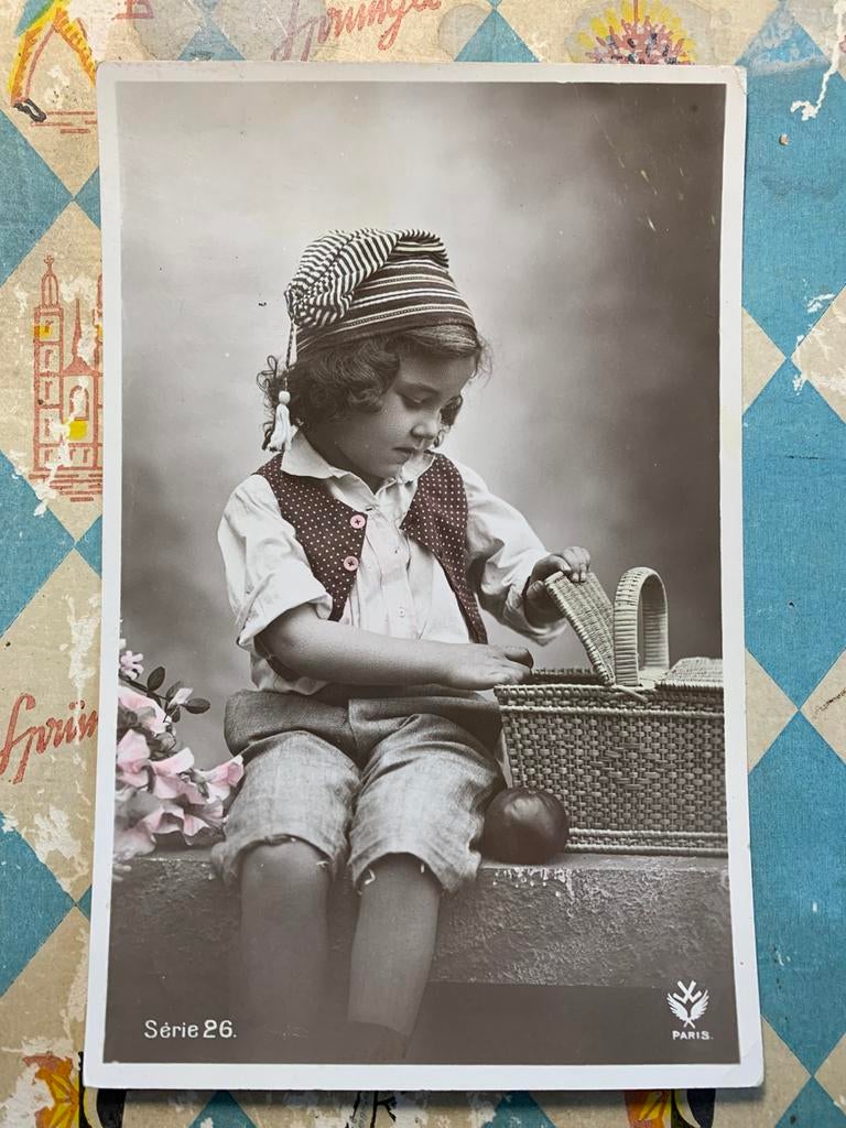 1908 Kindje met picknickmand (XX), Ophalen of Verzenden, Voor 1920, Gelopen, Kinderen