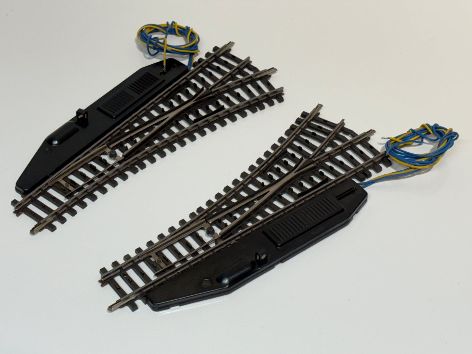 Marklin H0 2261 paar elektrische wissels K-rails, Hobby en Vrije tijd, Wisselstroom, Verzenden, Rails, Zo goed als nieuw