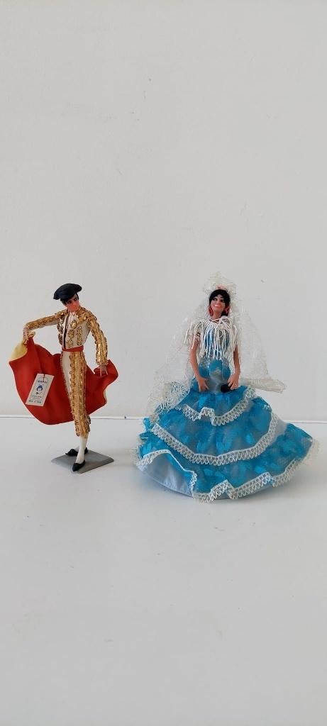 2 Vintage pop Spanje Marin Chiclana Lola Montes flamencon, Verzamelen, Poppen, Eu, Eu, Ophalen of Verzenden, Zo goed als nieuw