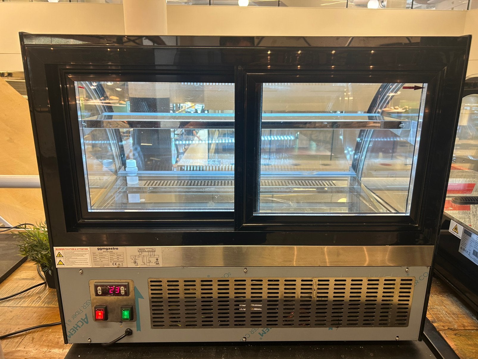 Koelvitrine 140L GGM gastro. Alles werkt ,Gas moet fullen, Ophalen of Verzenden, Nieuw