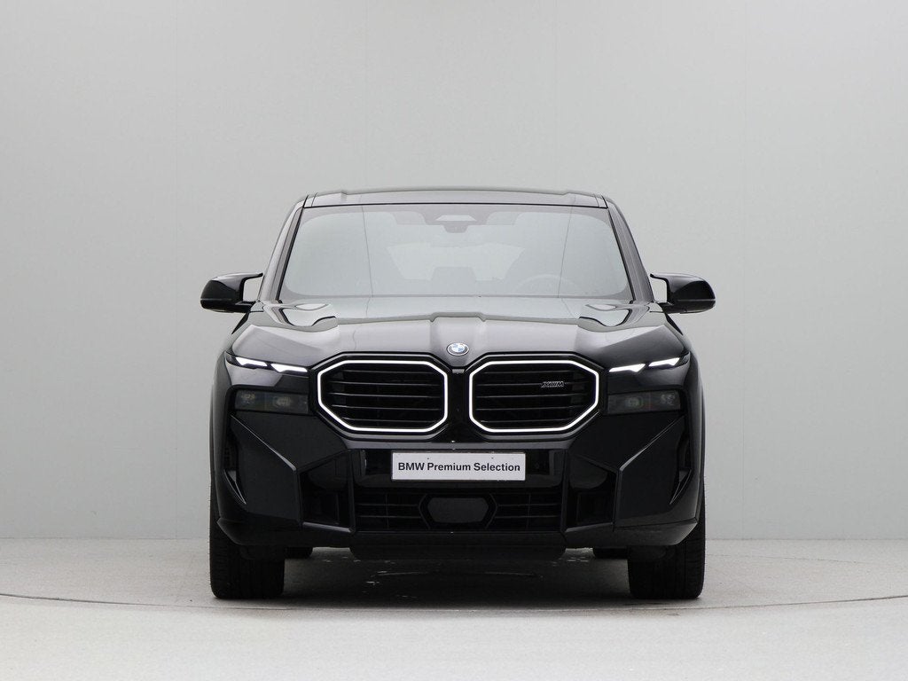 BMW XM 50e Accu conditie 100% (bj 2025, automaat), Auto's, Gebruikt, Met garantie (alle), Overige brandstoffen, Zwart