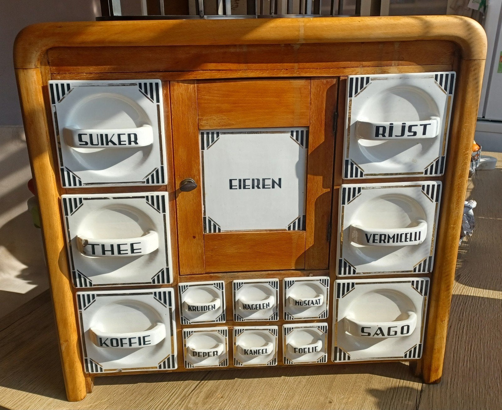 Antieke kruidenkast met emaille laden, Antiek en Kunst, Ophalen