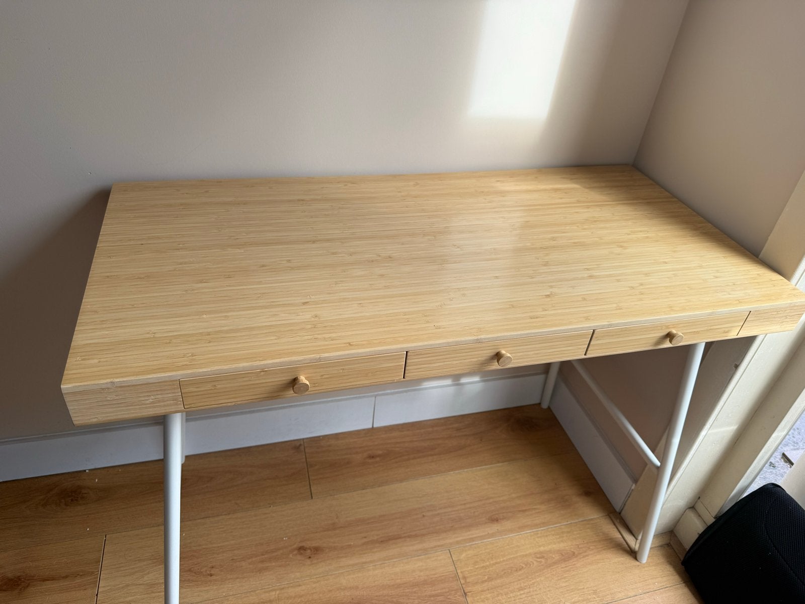 IKEA LILLÅSEN bureau - Zo goed als nieuw, Ophalen, Zo goed als nieuw, IKEA, Hout