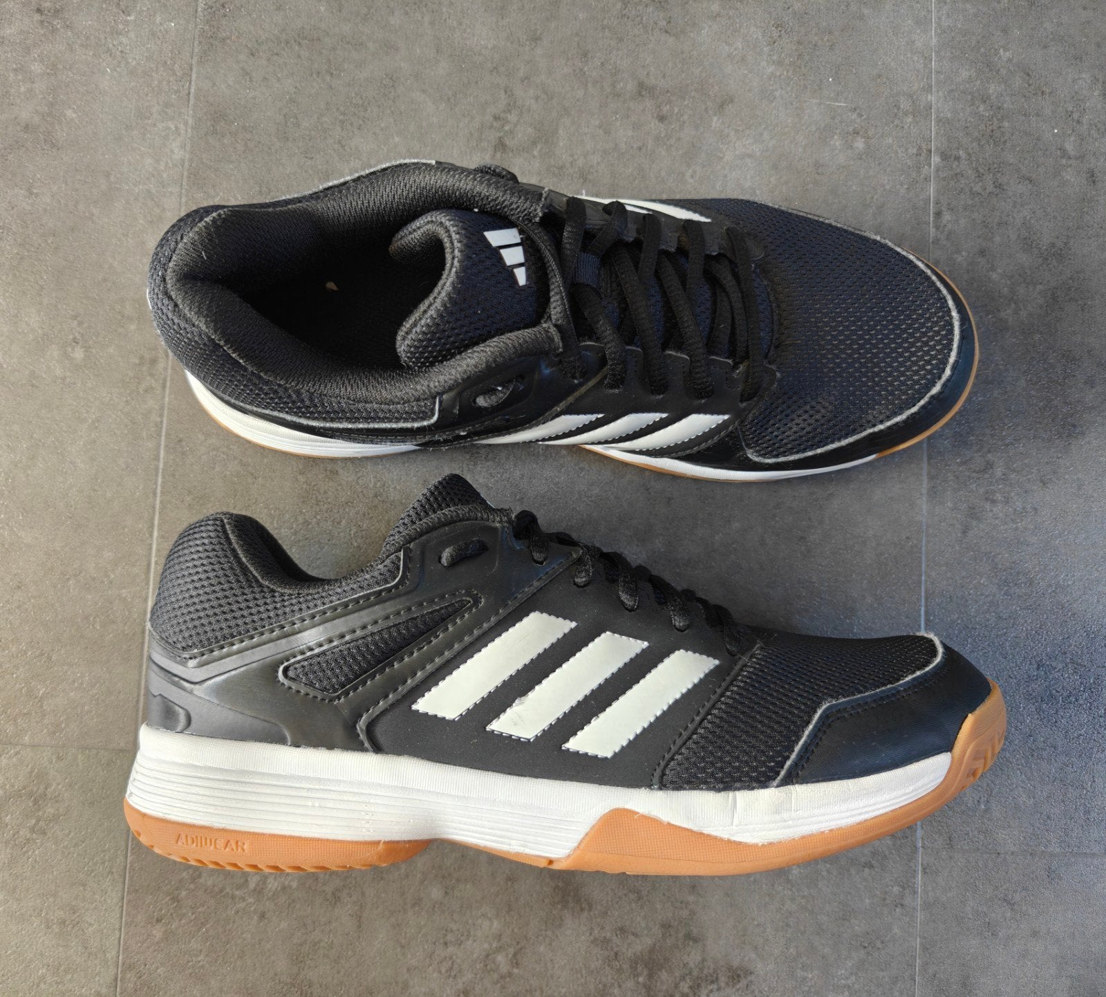 Adidas Ligra 7 Indoor / Zaalschoenen. Maat 41 1/3, Kleding | Heren, Schoenen, Ophalen of Verzenden, Zo goed als nieuw, Adidas