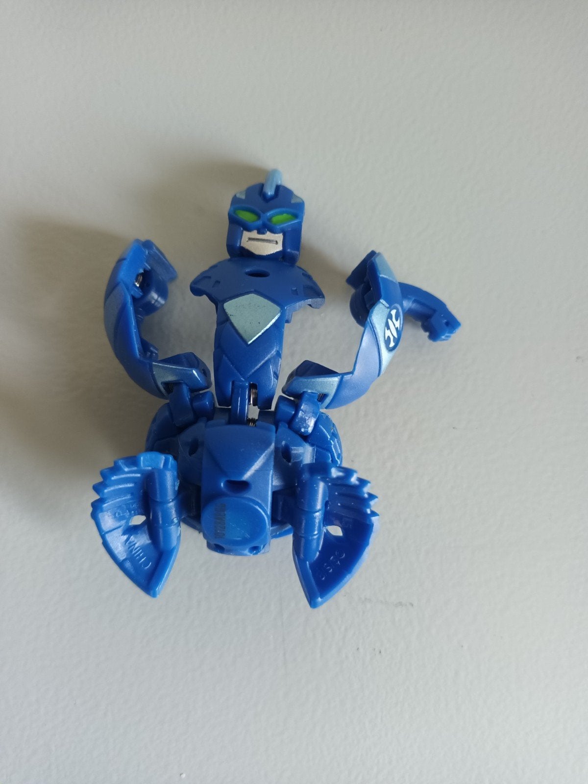 Aquos Akwimos Bakugan Gundalian Invaders uitklapbaarballetje, Ophalen of Verzenden, Gebruikt