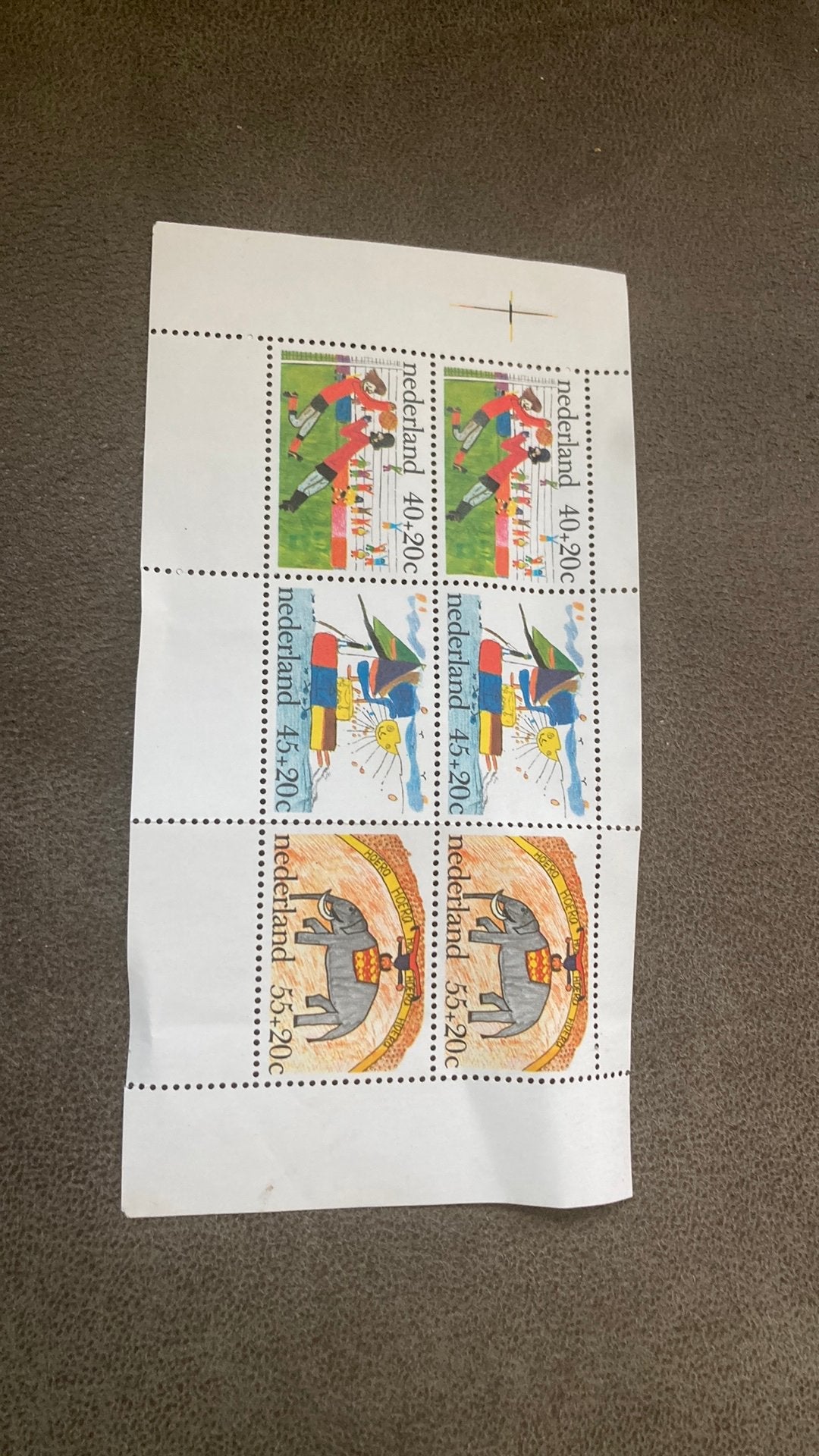 Velletje Kinderpostzegels ongebruikt, Ophalen of Verzenden