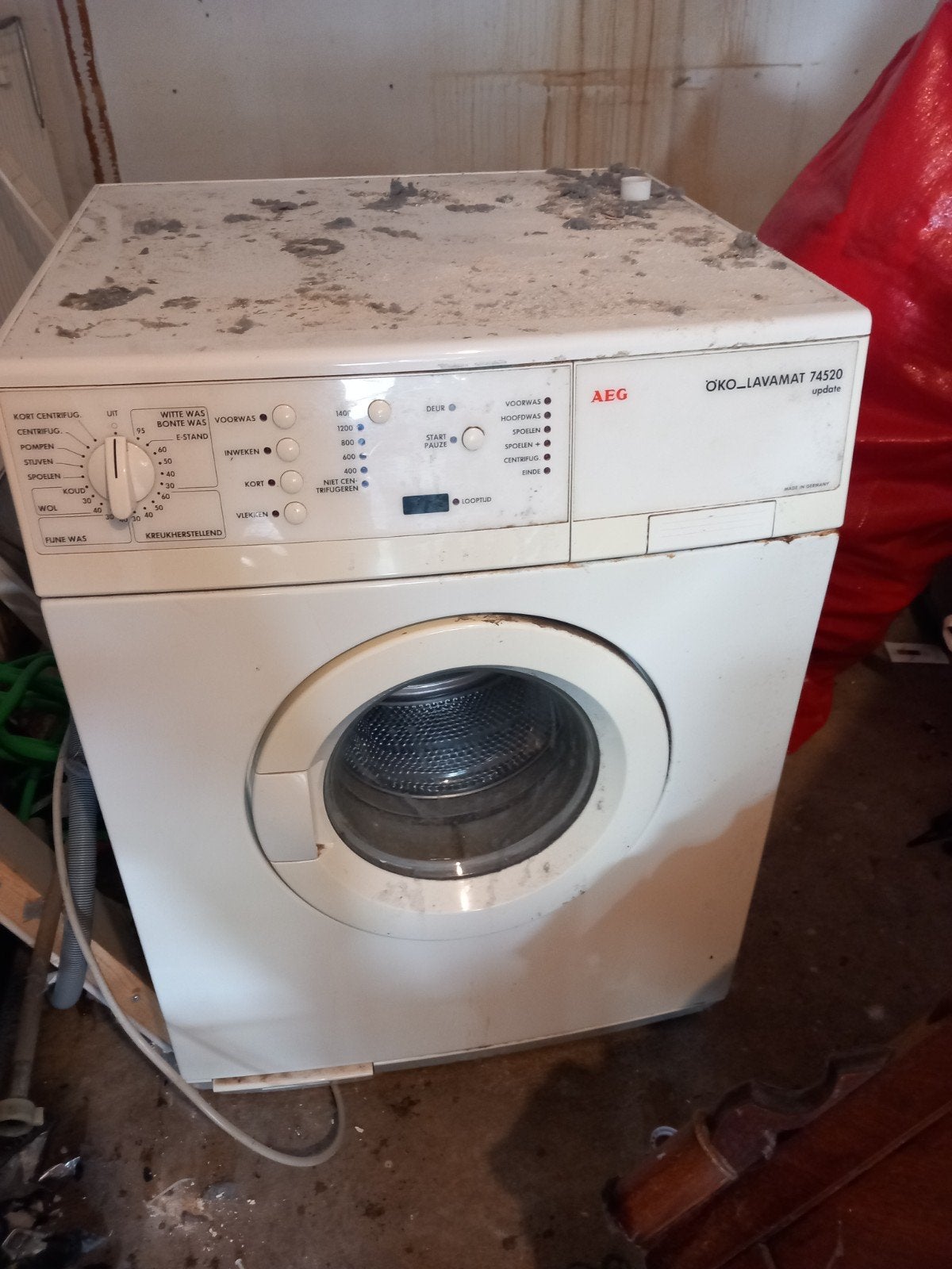 Oude wasmachine werkt gewoon nog naar behoren!, Witgoed en Apparatuur, Wasmachines, Ophalen, Voorlader, Niet werkend, 85 tot 90 cm