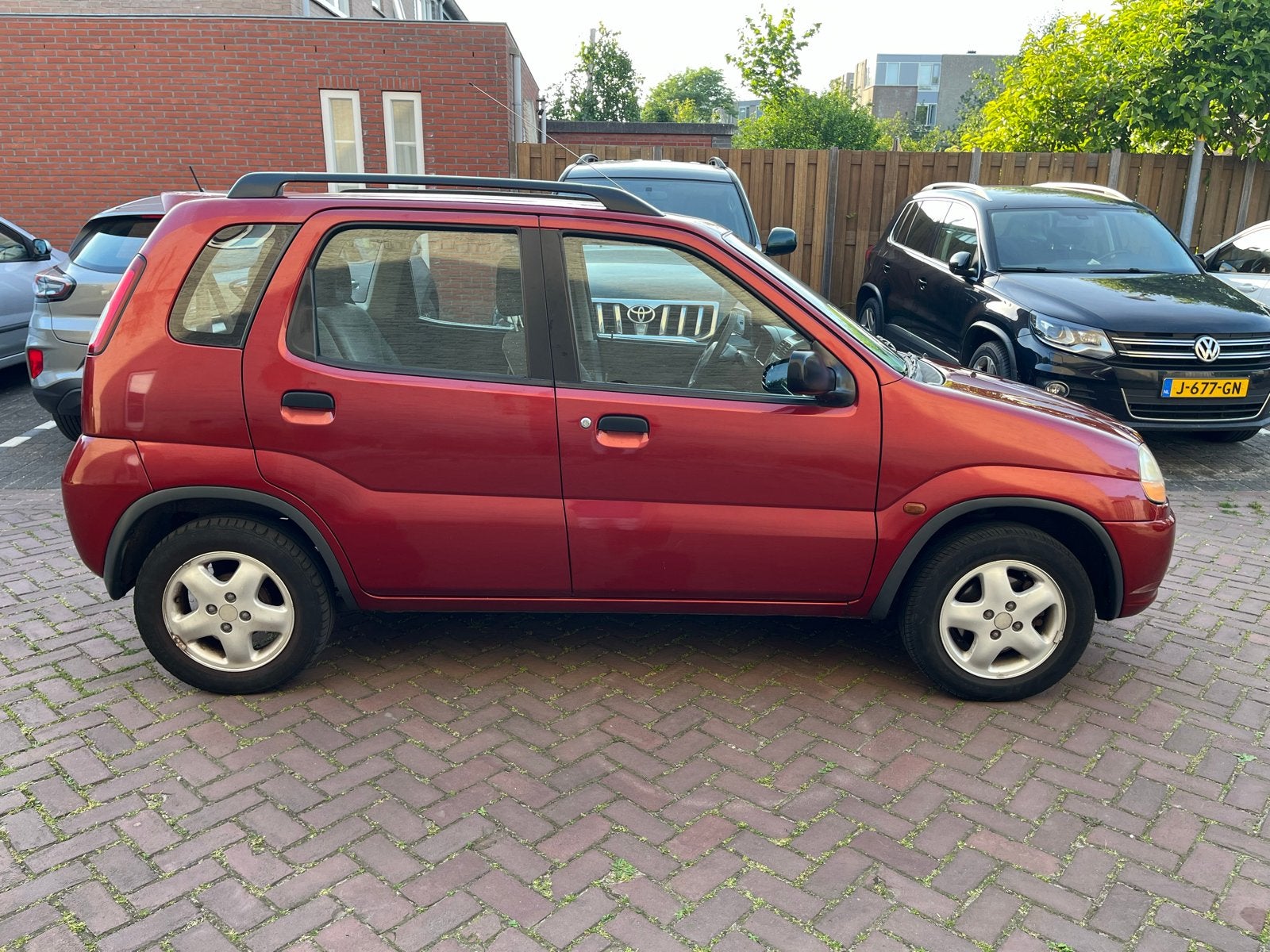 Suzuki Ignis 1.3 GL AUT 2002 Rood, Auto's, 83 pk, Stof, 31 €/maand, Ignis