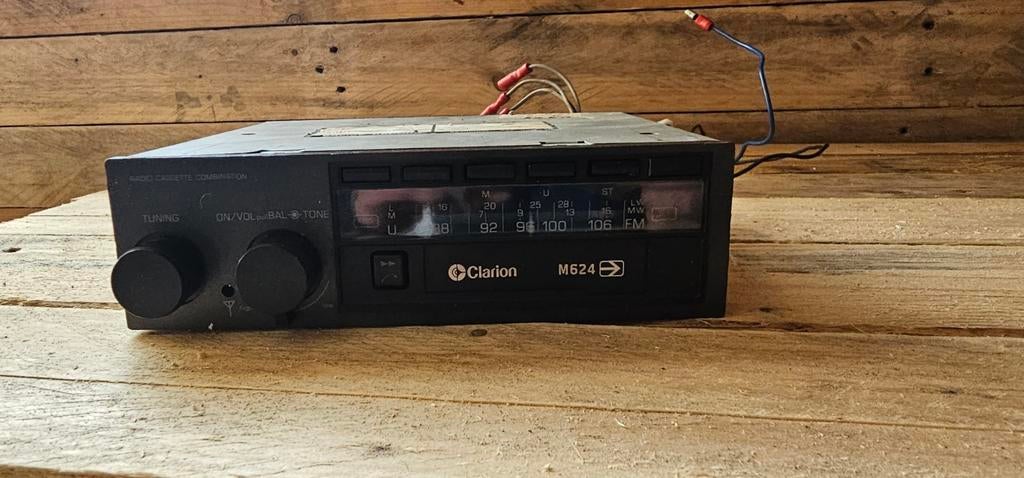 Clarion autoradio, Auto diversen, Ophalen