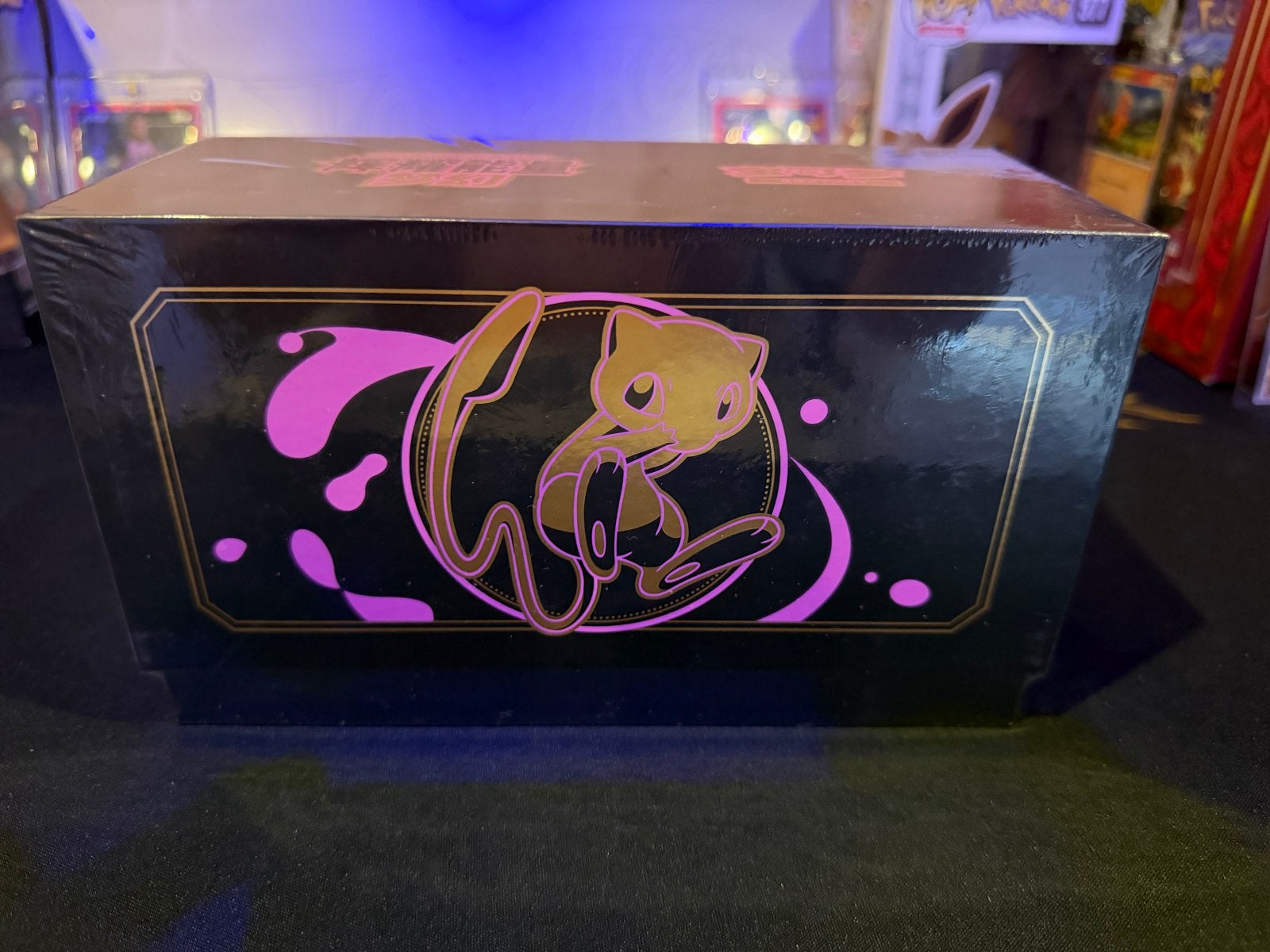 Pokémon Mew VMAX Special Box (Chinees), Ophalen of Verzenden, Nieuw, Overige typen