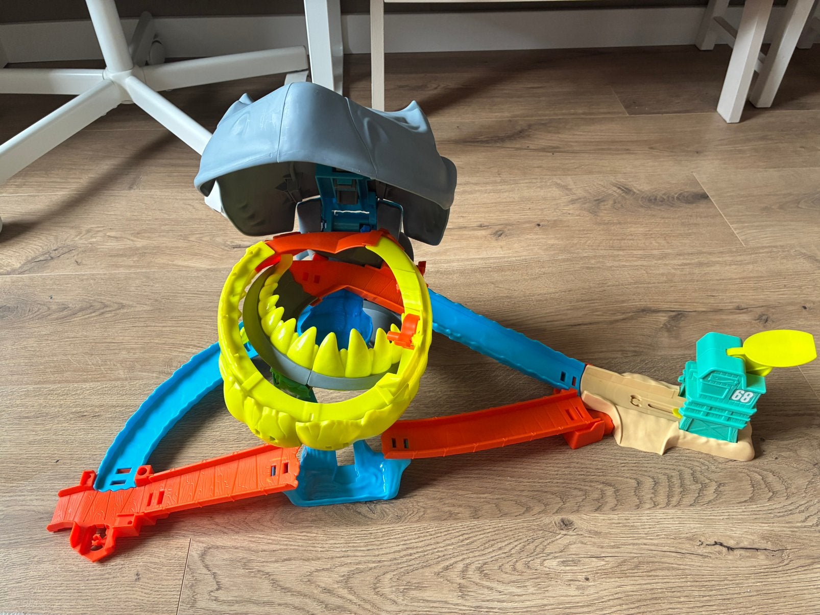 Hot Wheels City haaienstrand racebaan, Ophalen, Racebaan, Zo goed als nieuw, Hot Wheels