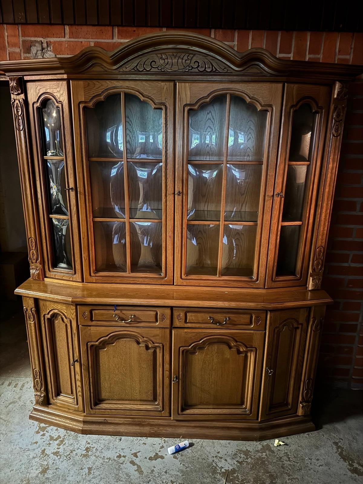 gratis eiken kast vitrinekast mooi groot Emlichheim, Ophalen, 150 tot 200 cm, 150 tot 200 cm, 25 tot 50 cm