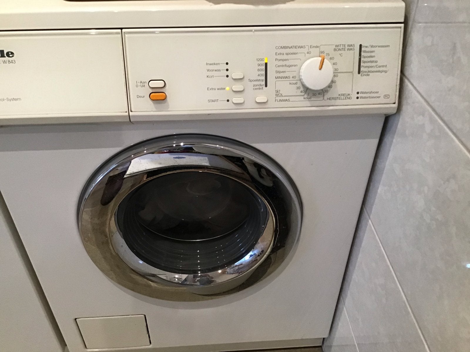 Twee Miele Novotronic Wasmachines W843 en W805, Ophalen, Gebruikt, Voorlader, Wolwasprogramma