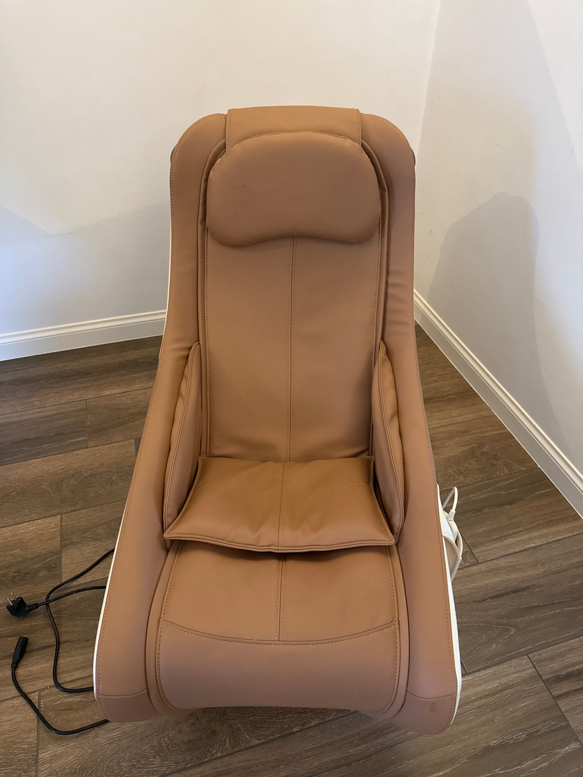 Comfortabele massage stoel - Zo goed als nieuw, Ophalen, Kunststof, Bruin, Zo goed als nieuw