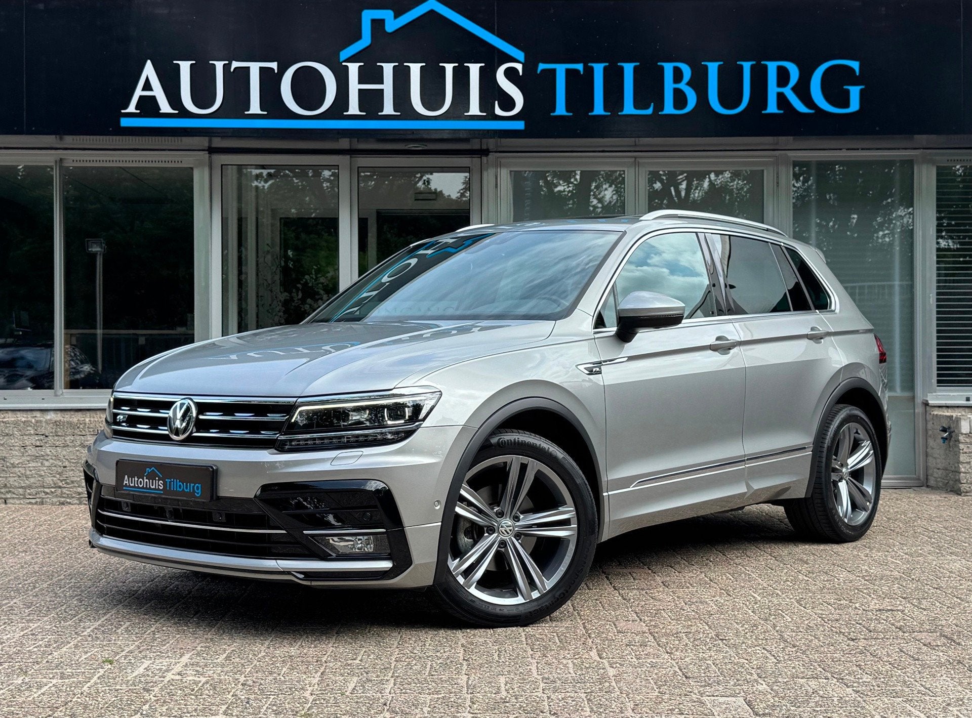 Volkswagen Tiguan 1.5 TSI 3x R-Line Pano Leder Navi Keyless, Auto's, 15 km/l, 150 pk, Bedrijf, SUV of Terreinwagen