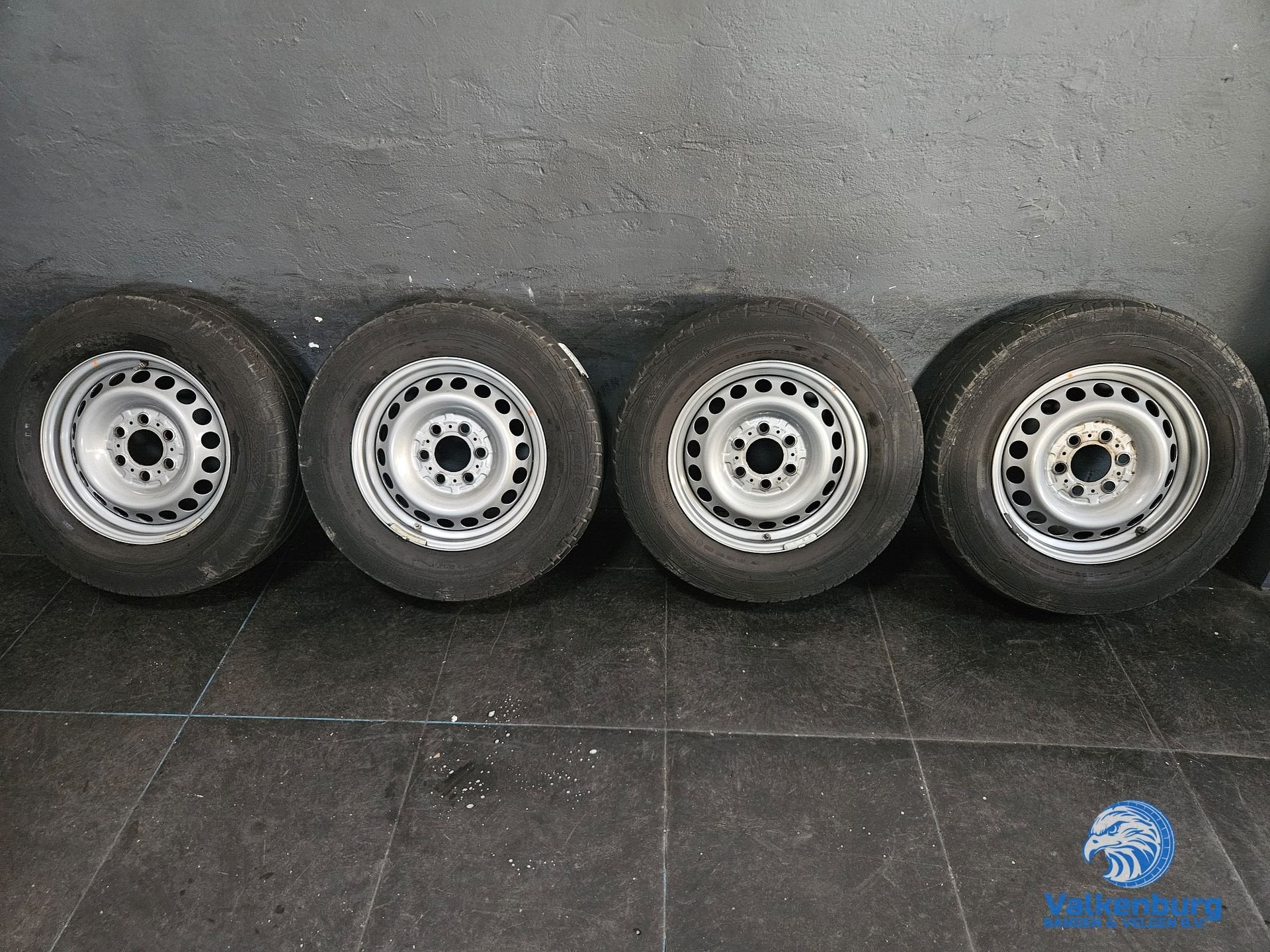 5-6mm! Originele Mercedes Sprinter B907 B910 16 inch stalen, Auto-onderdelen, -, Banden en Velgen, Ophalen of Verzenden, 235 mm