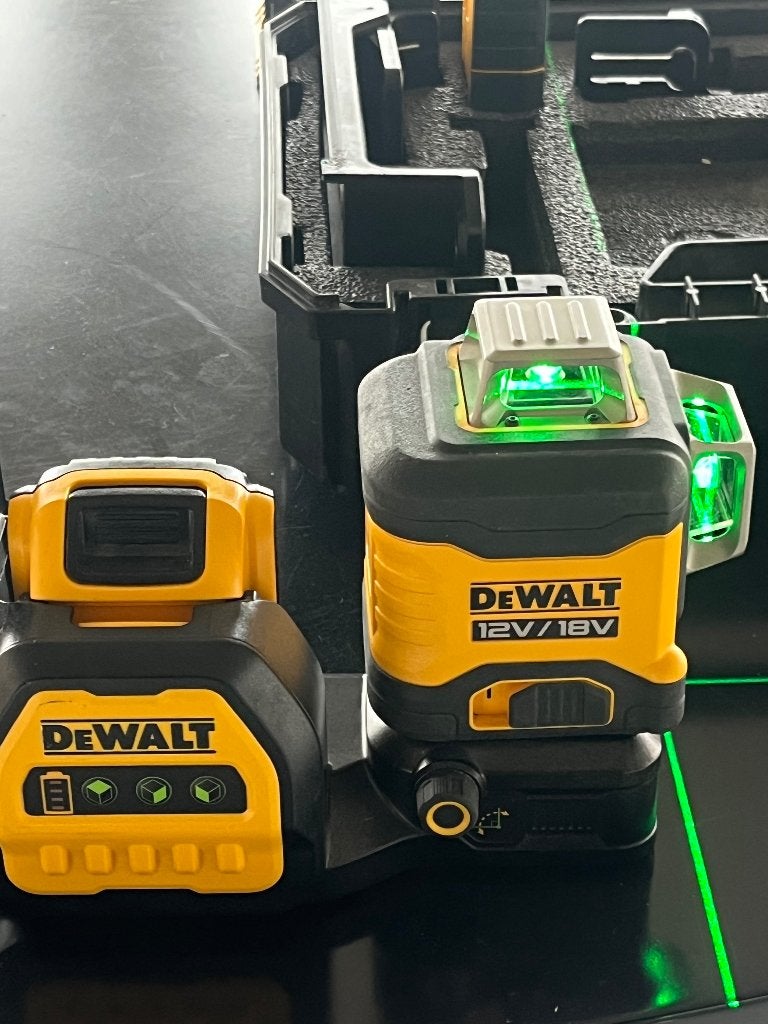 DeWalt DCE089D1G 3x360 Grn Kruislijnlaser (excl. accu/lader), Ophalen of Verzenden, Zo goed als nieuw, Overige meters