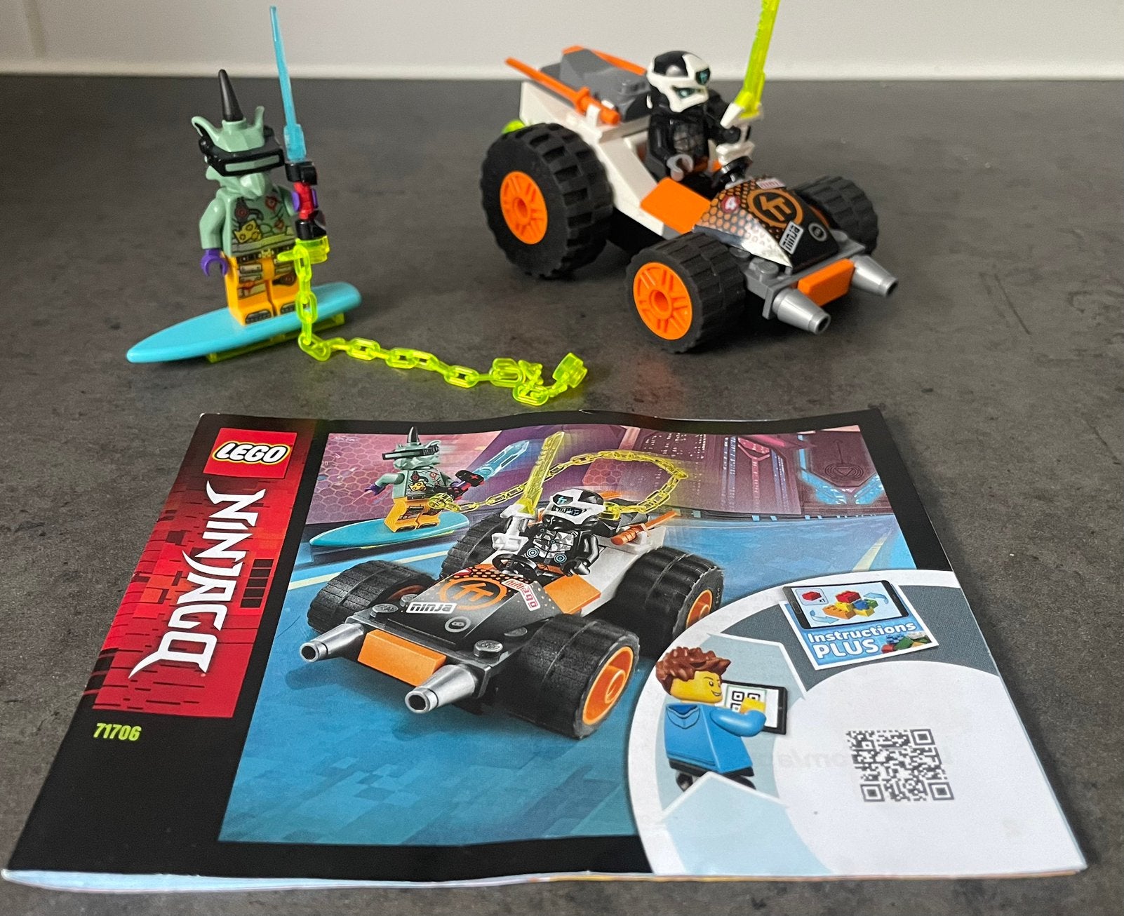 Lego Ninjago 71706 Cole's Speeder Car, Ophalen of Verzenden, Zo goed als nieuw