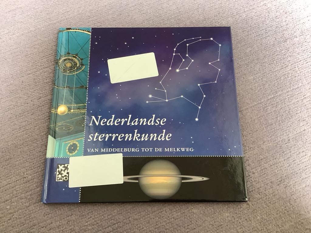 Nederlandse sterrenkunde: Van Middelburg tot de Melkweg, Boeken, Ophalen of Verzenden, Zo goed als nieuw, Natuurwetenschap