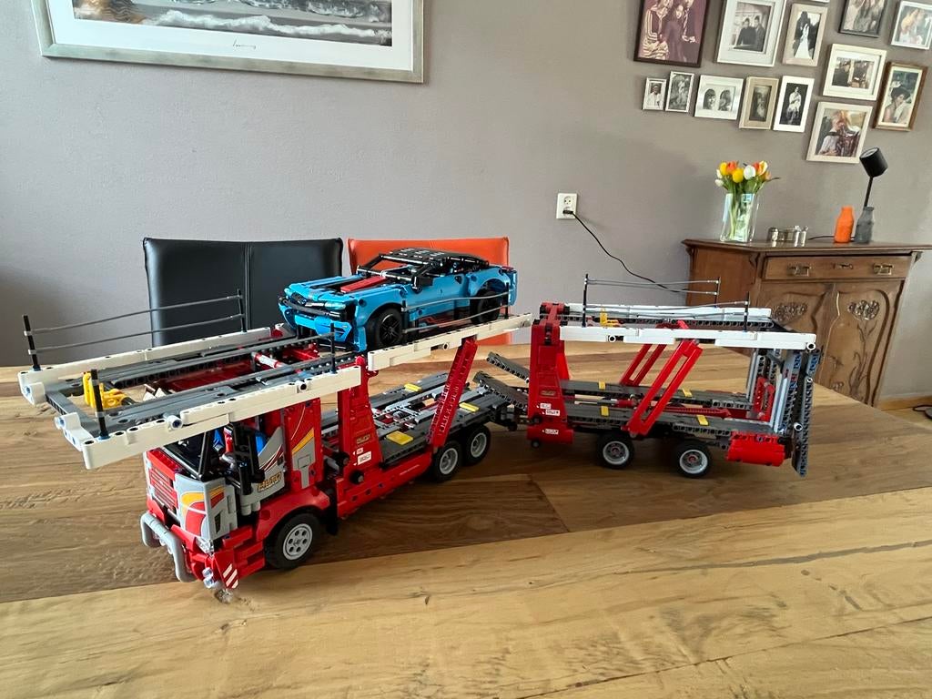 Lego Technic Autotransporter met auto (42098), Kinderen en Baby's, Speelgoed | Duplo en Lego, Zo goed als nieuw, Lego, Complete set