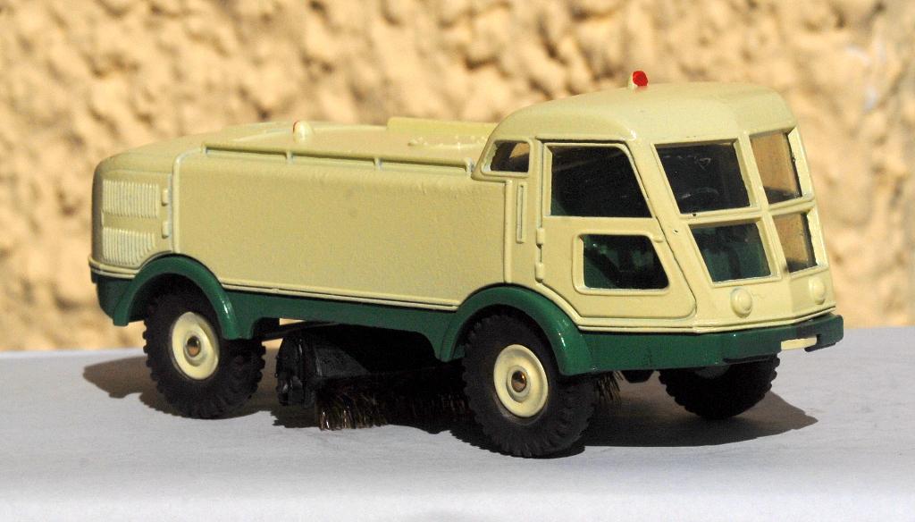 dinky toys, Verzenden, Gebruikt, Overige typen, Dinky Toys