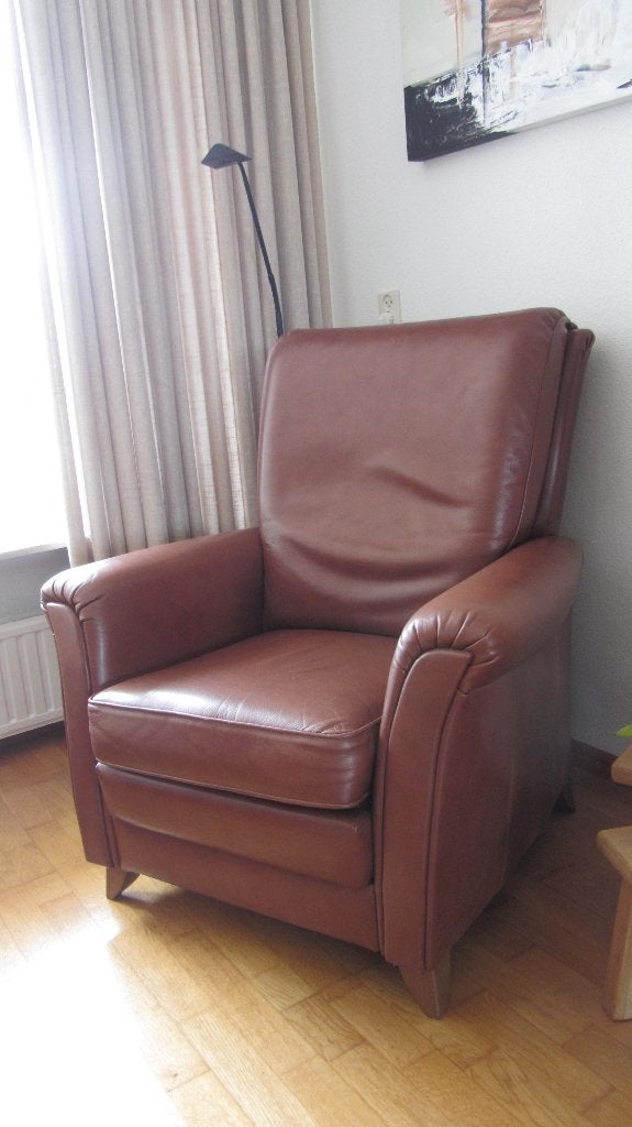 Bruine leren fauteuil zo goed als nieuw, Ophalen, Zo goed als nieuw, 50 tot 75 cm, Leer