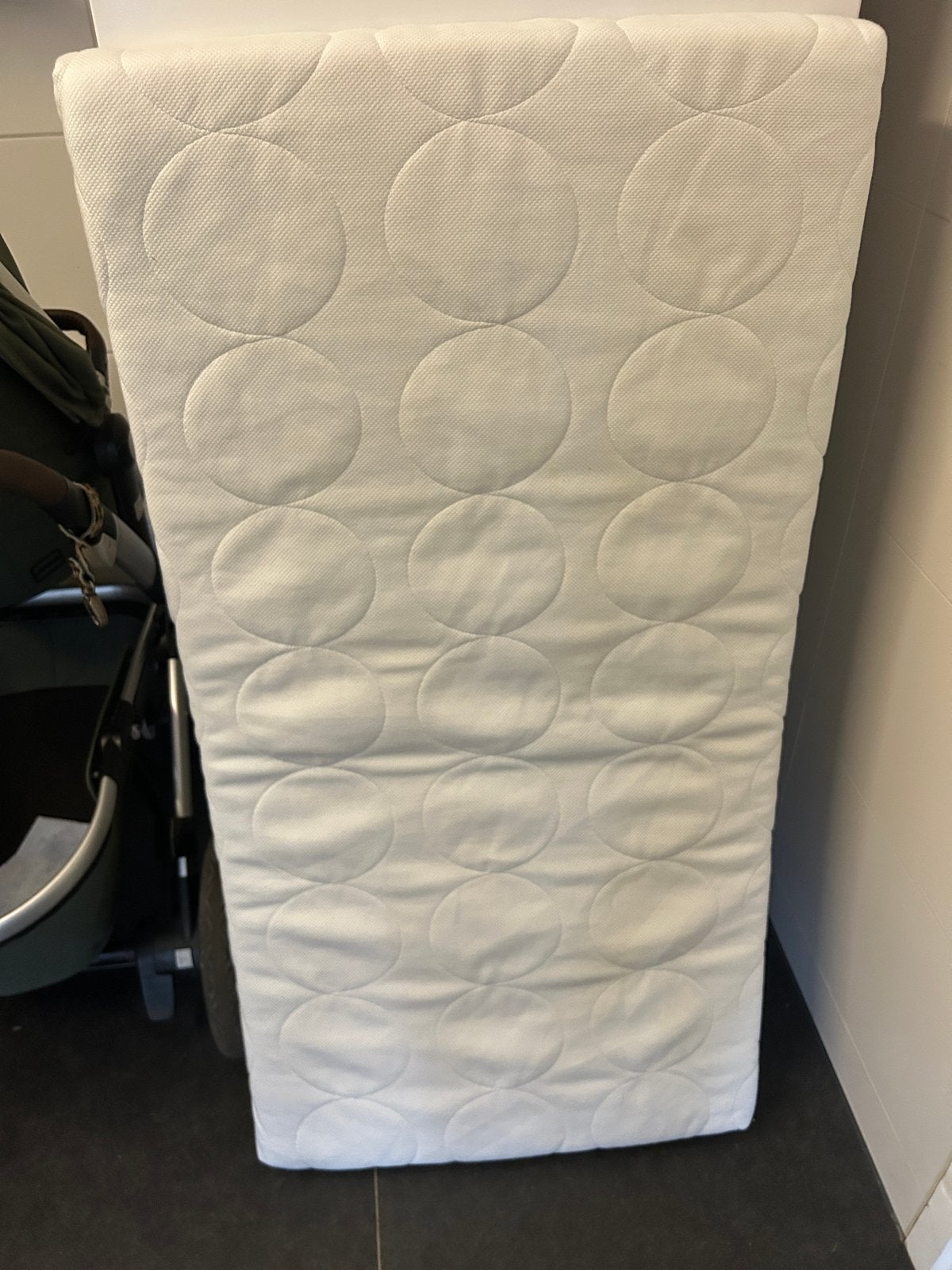 IKEA Matras babyledikant met beddengoed, Ophalen, Gebruikt, Jongetje of Meisje, Ledikant