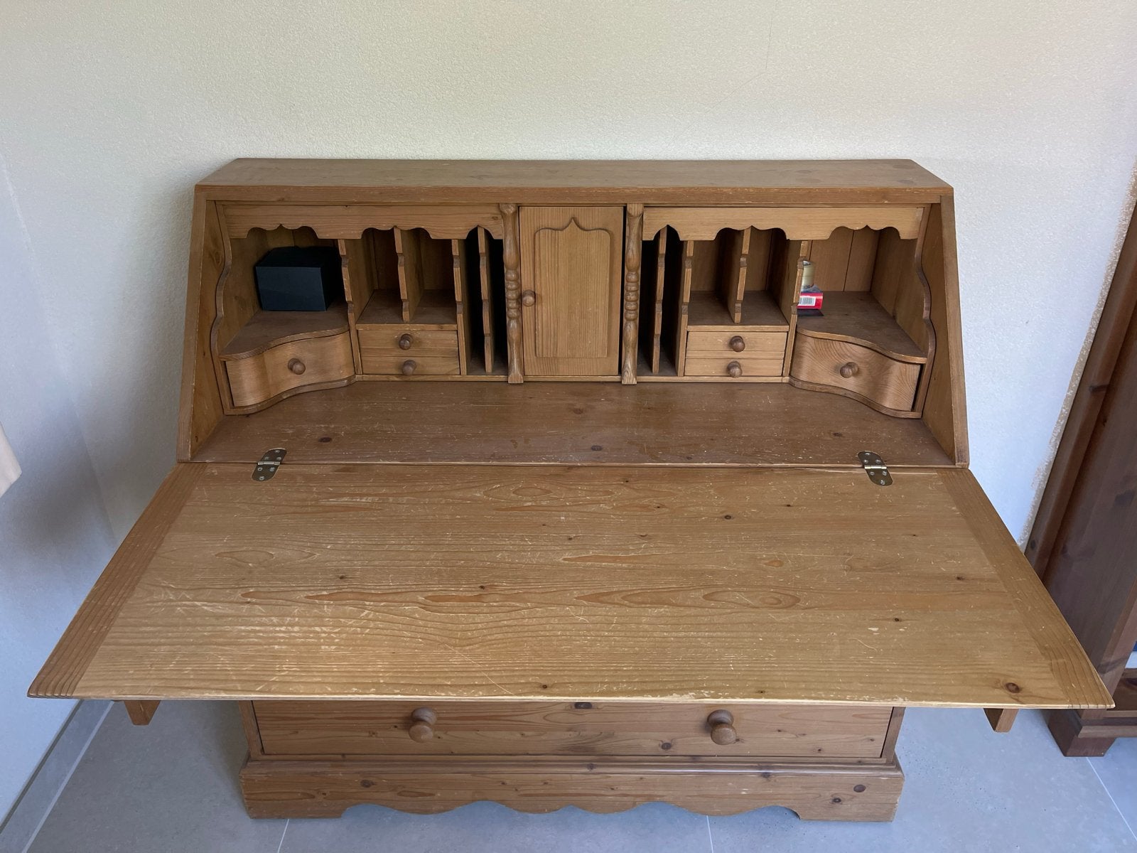 Antiek grenen secretaire met lades, Ophalen