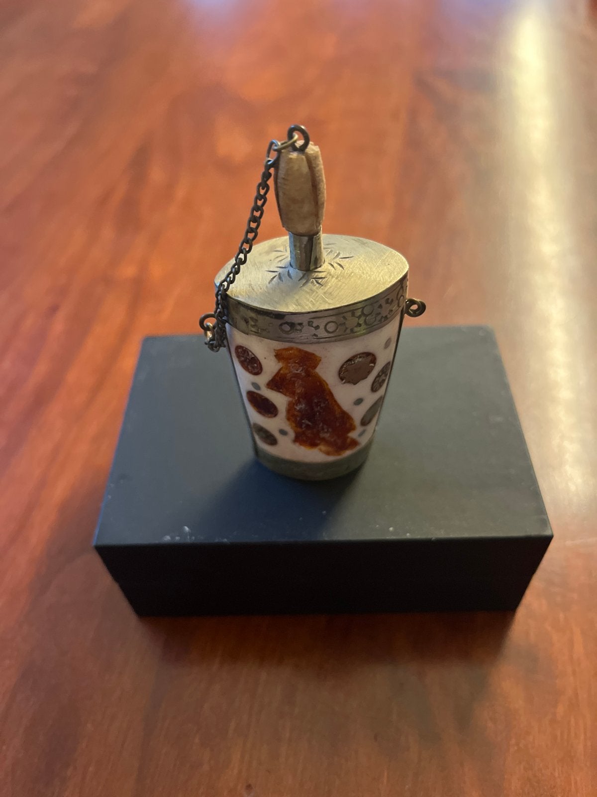 Antieke Chinese Snuff Bottle met Yin Yang en Hond, Antiek en Kunst, Ophalen of Verzenden