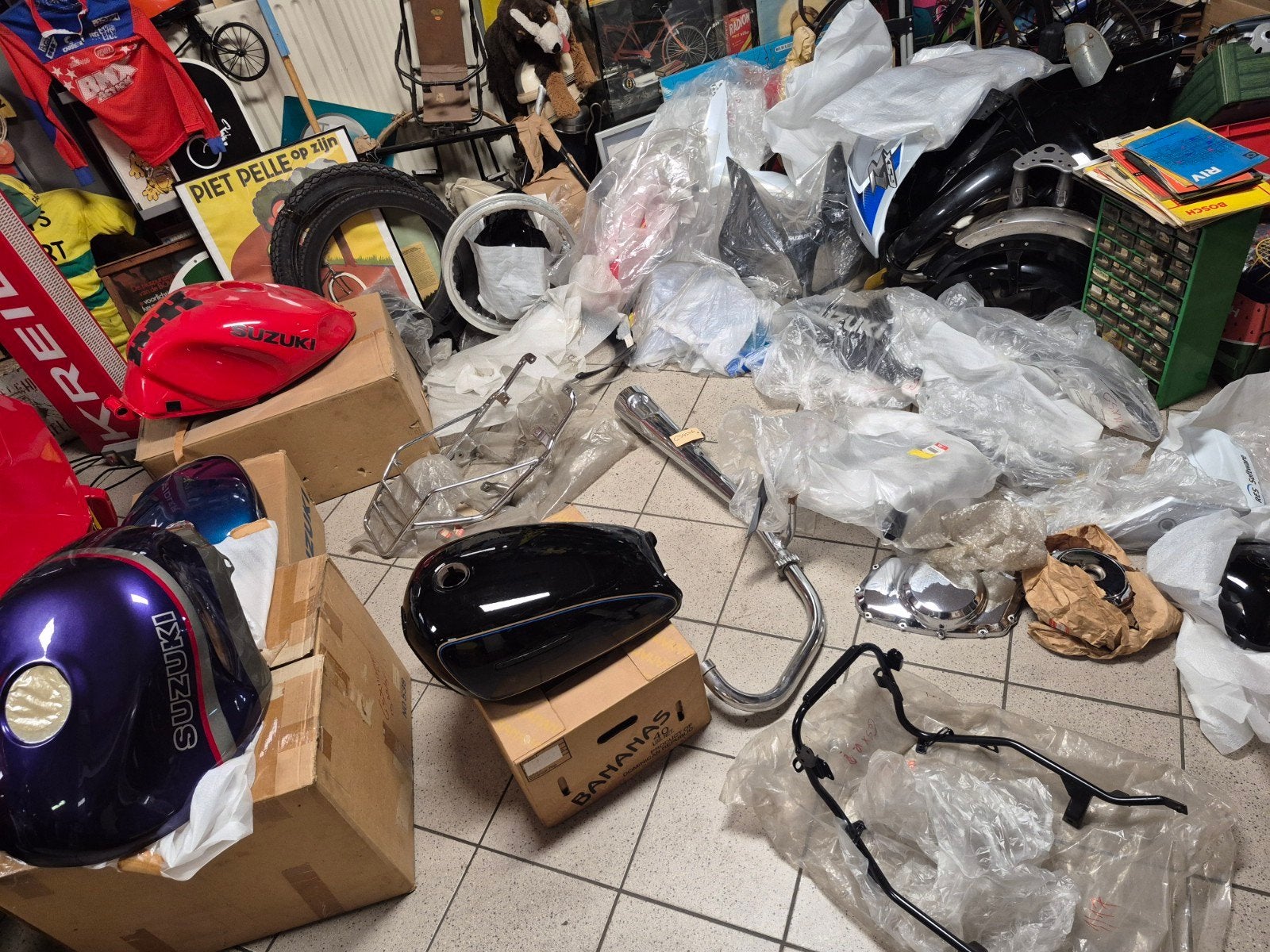 partij suzuki oldtimer onderdelen oa gsx dr nieuw en gebruik, Ophalen of Verzenden, Nieuw