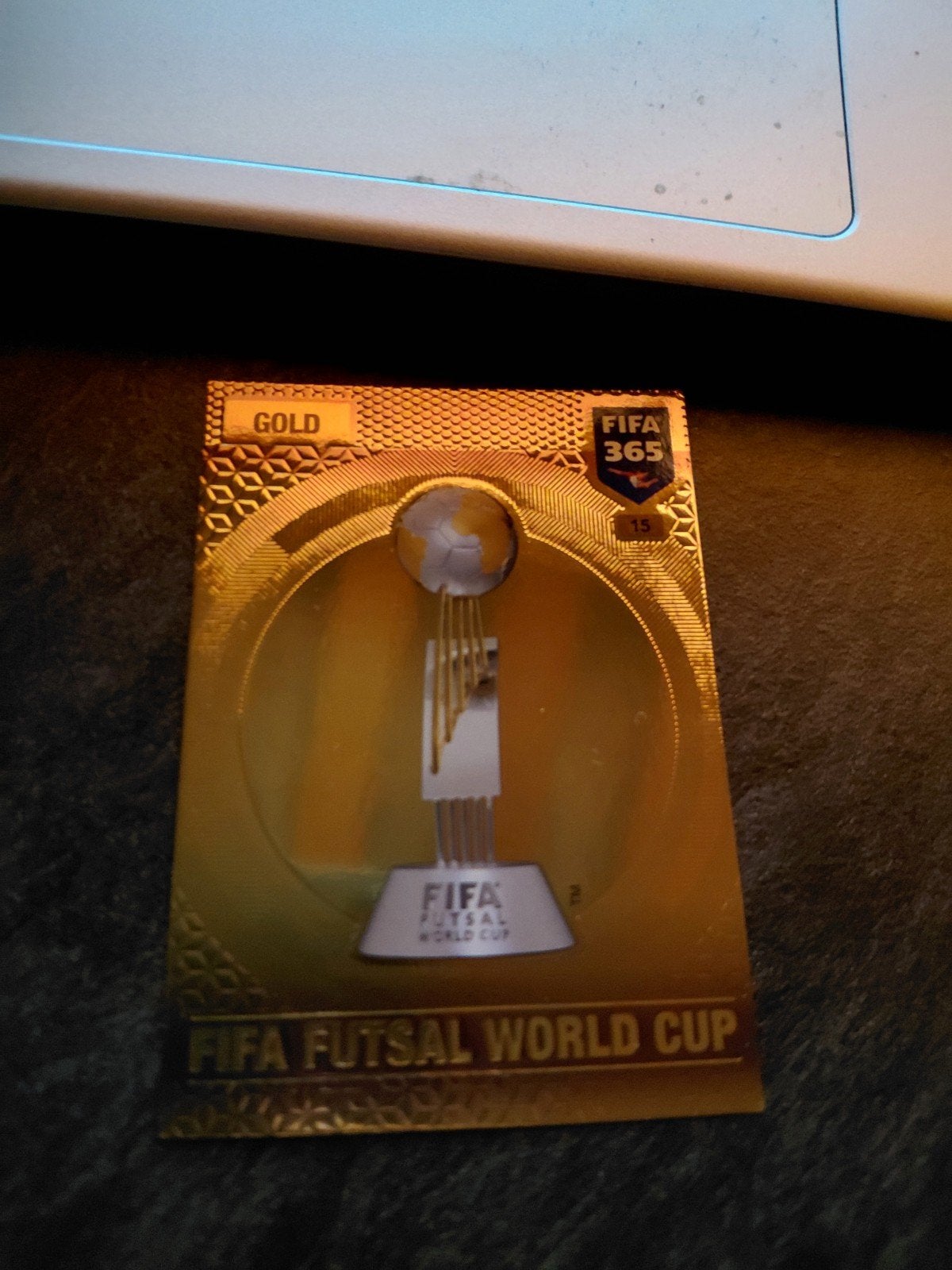 FIFA 365 FIFA Futsal World Cup Trophy, Ophalen of Verzenden, Zo goed als nieuw, Buitenlandse clubs, Poster, Plaatje of Sticker