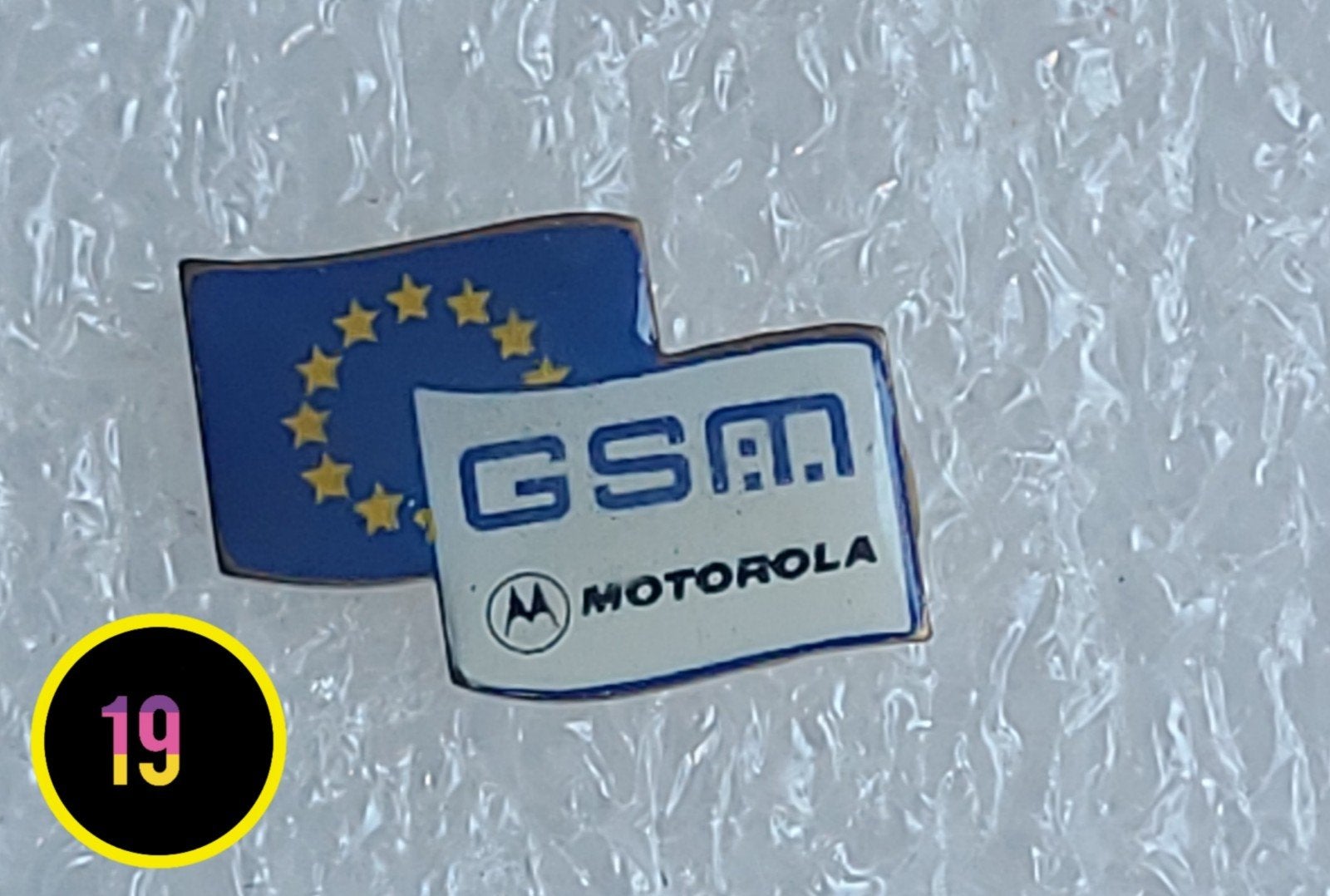Vintage GSM Motorola EU vlag pin, Verzenden