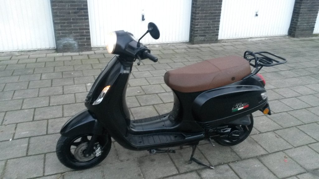 vespa btc riva 2017 , geel kenteken, Ophalen of Verzenden, Benzine, Overige modellen
