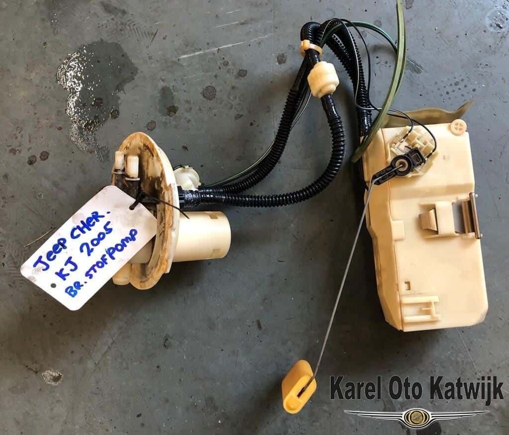 Brandstofpomp Benzine Jeep Cherokee KJ 3.7 i. 2005, Gebruikt, -, -, Ophalen of Verzenden