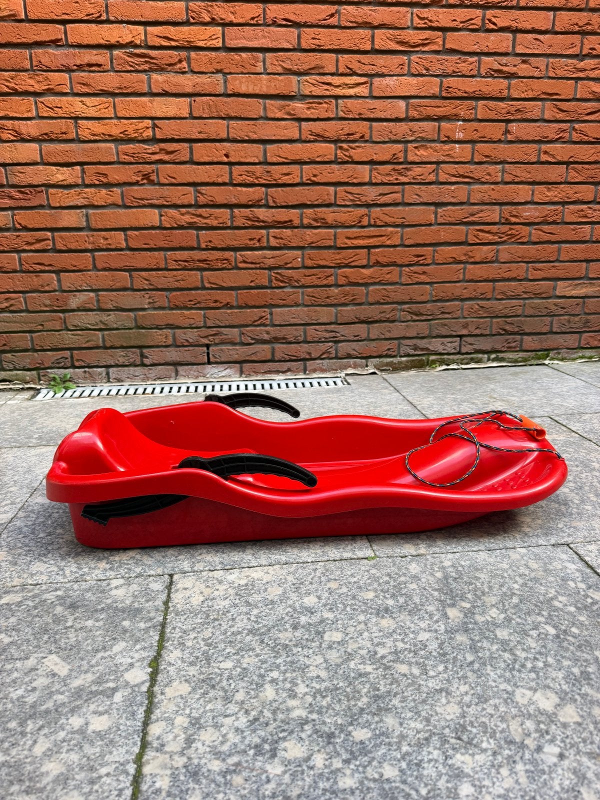 Rode slee met remmen en trekkoord, Ophalen of Verzenden, Rem, Gebruikt, Kunststof